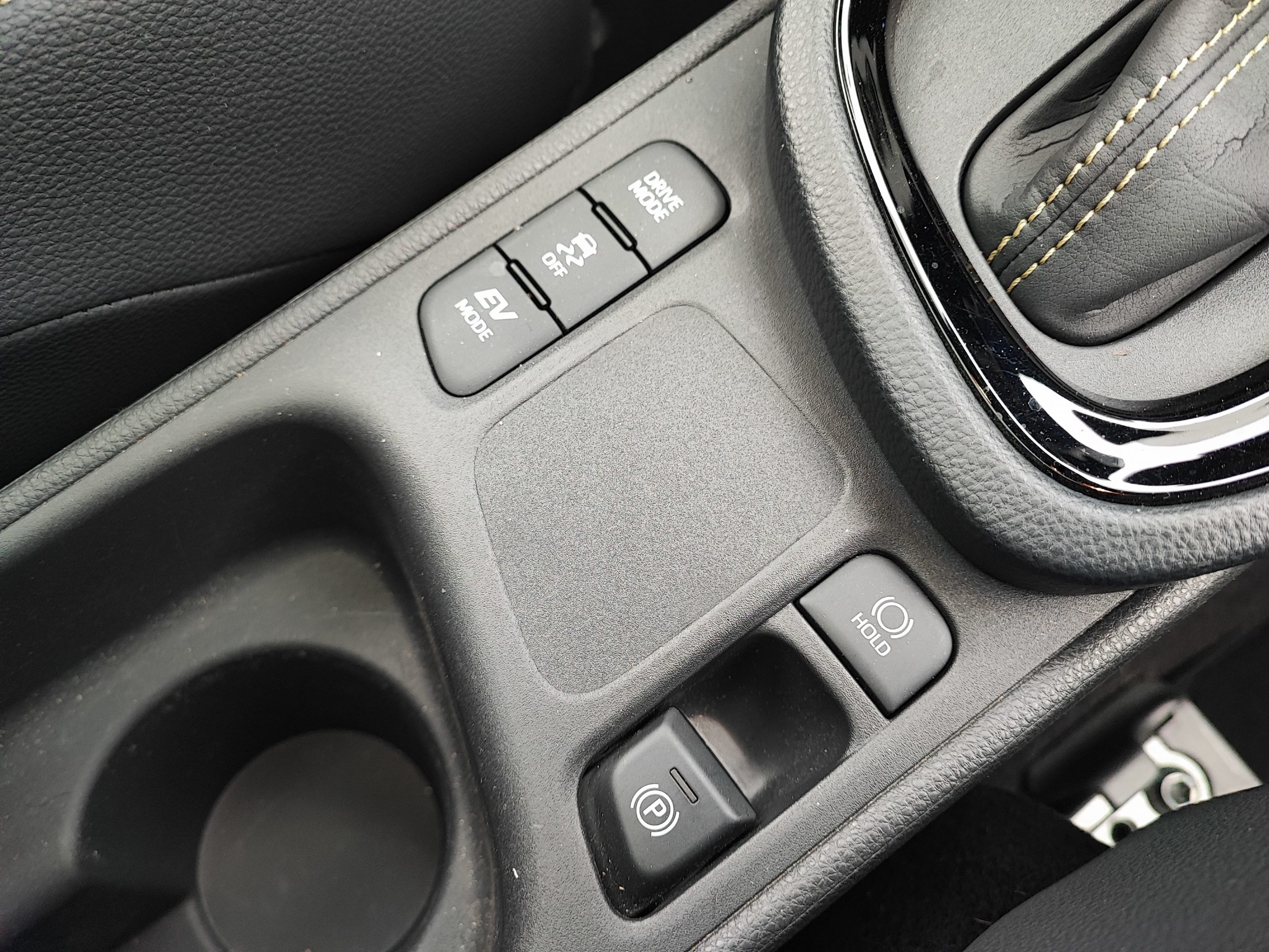 TOYOYA YARIS CROSS 116H TRAIL MY22