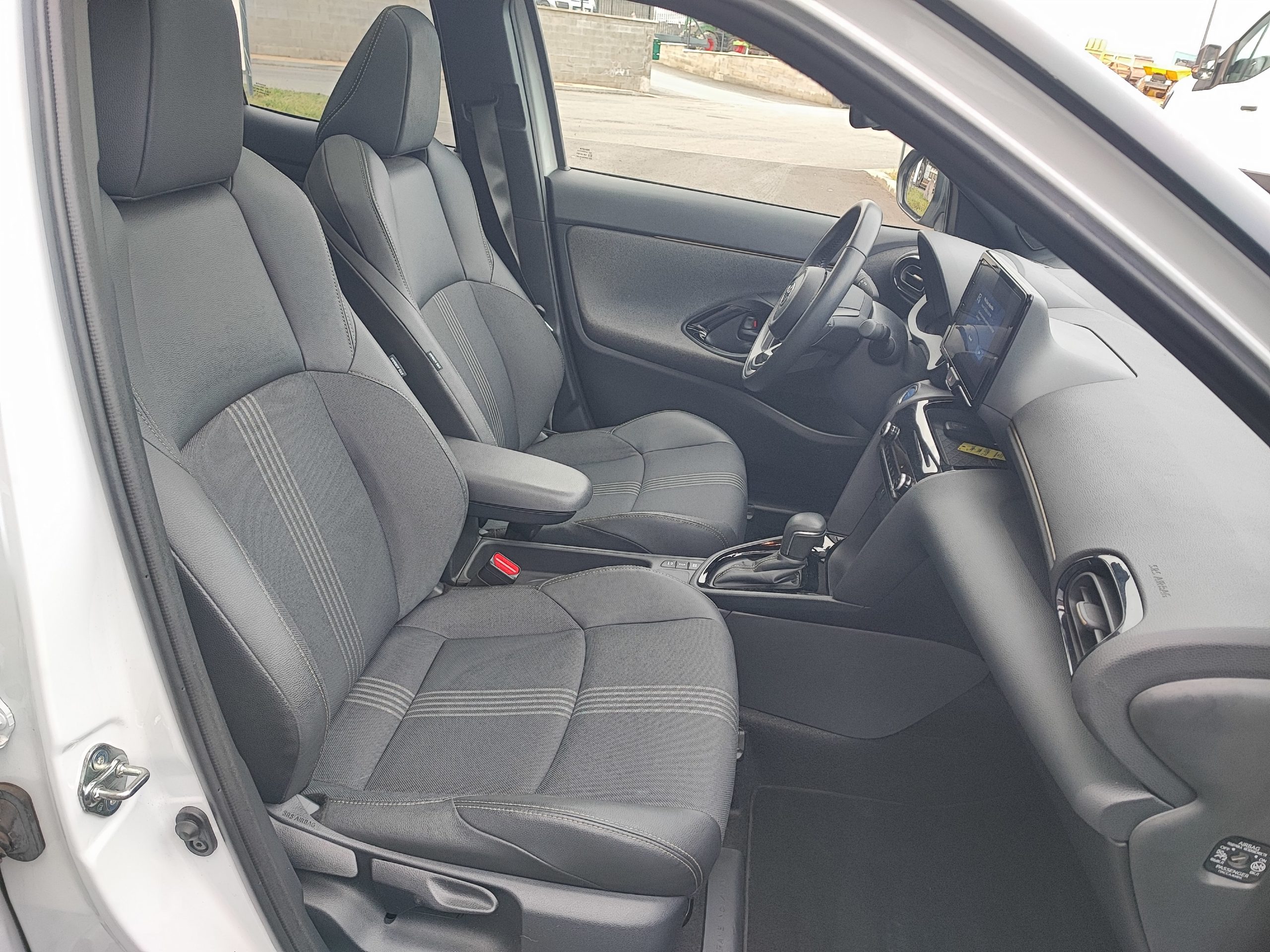 TOYOYA YARIS CROSS 116H TRAIL MY22