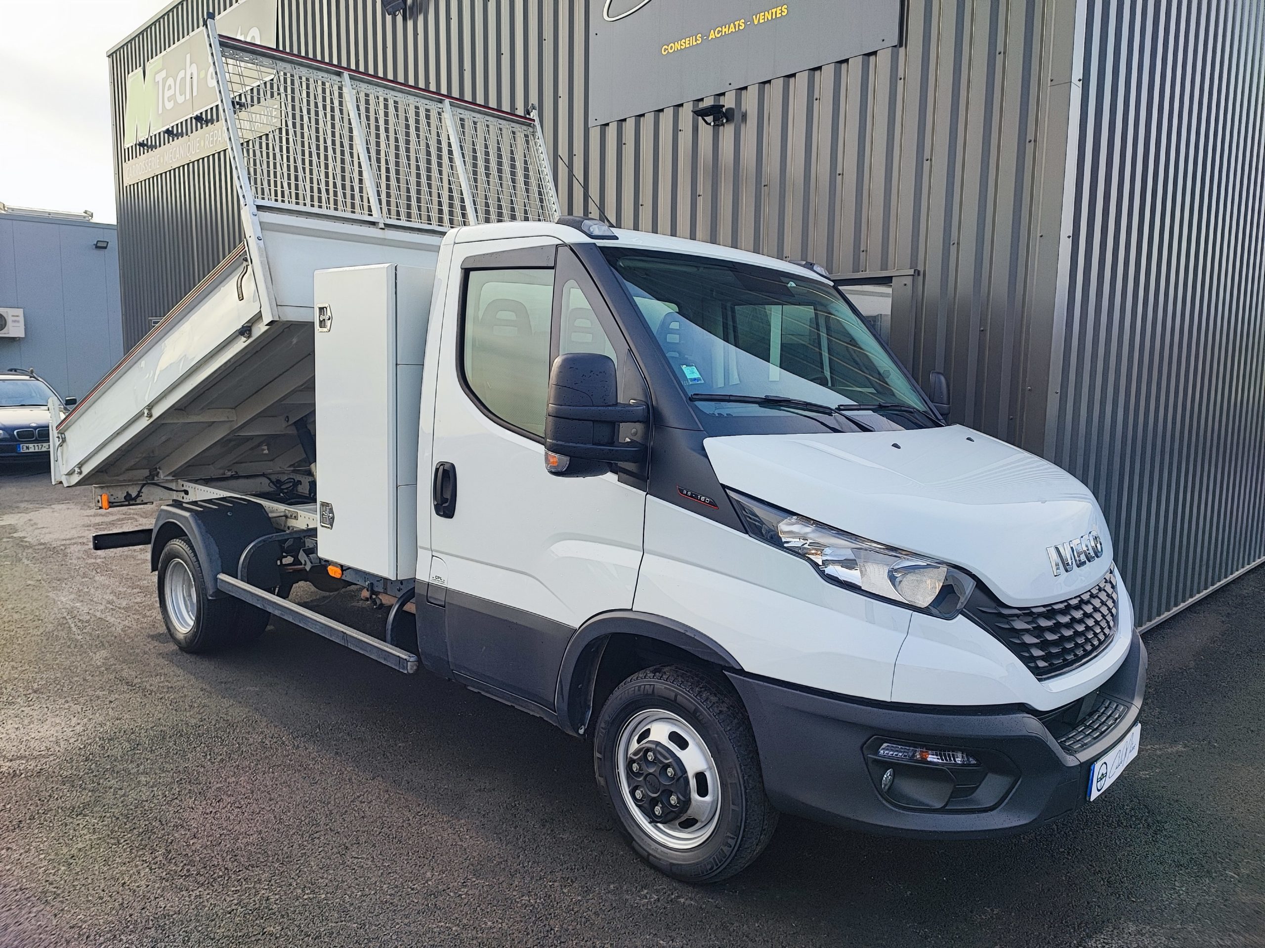 IVECO DAILY BENNE 35C16 3750 160CH BENNE + COFFRE