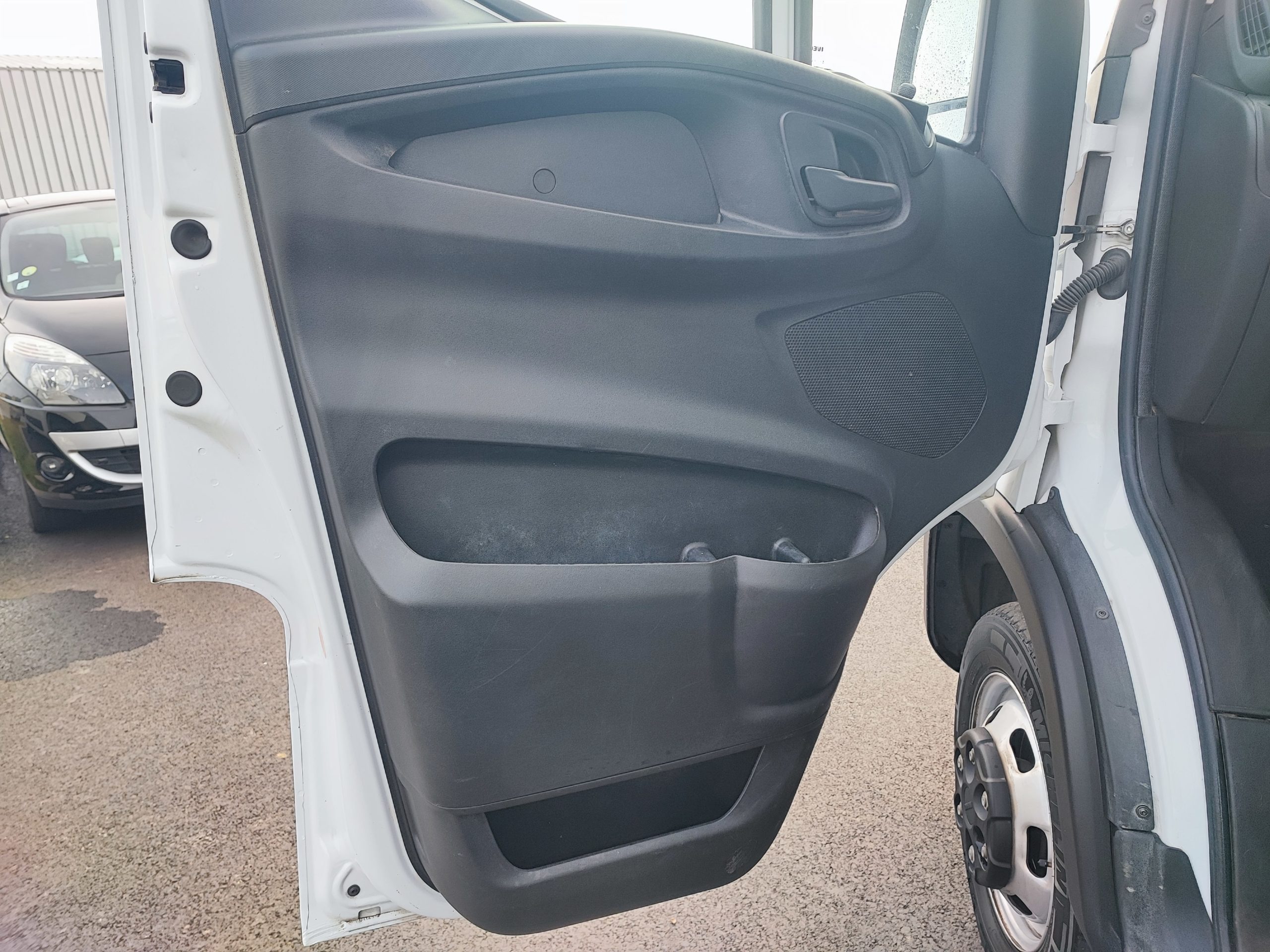 IVECO DAILY BENNE 35C16 3750 160CH BENNE + COFFRE