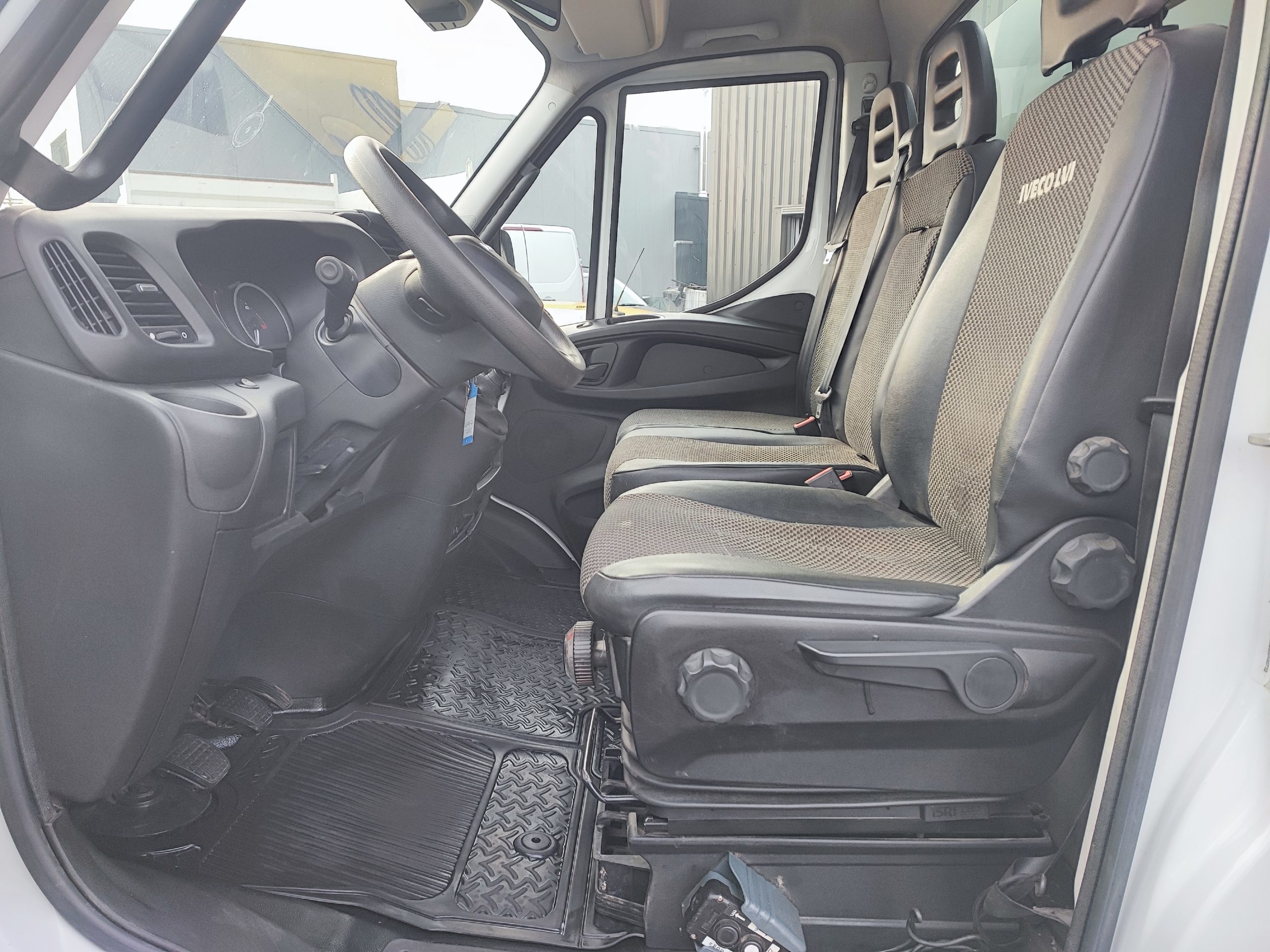 IVECO DAILY BENNE 35C16 3750 160CH BENNE + COFFRE