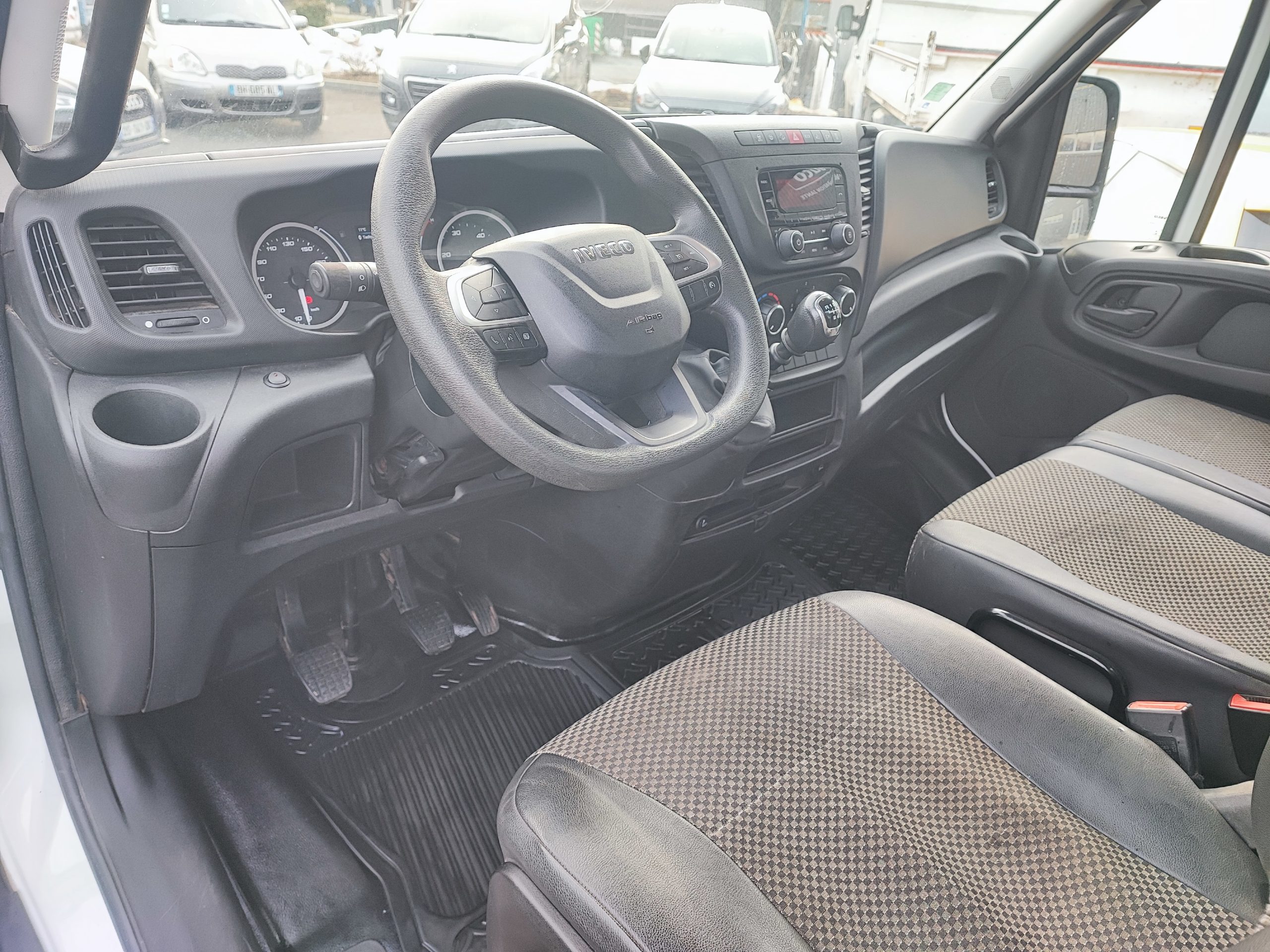 IVECO DAILY BENNE 35C16 3750 160CH BENNE + COFFRE