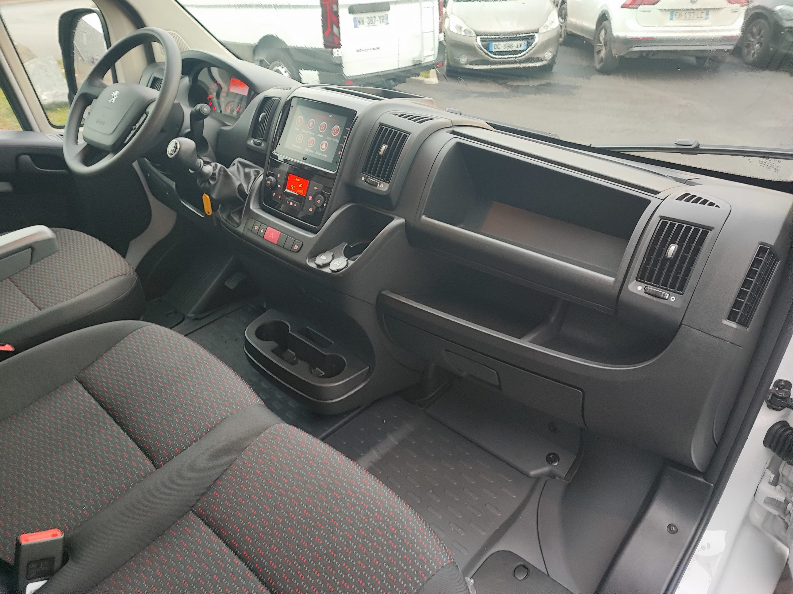 PEUGEOT BOXER II L2H2 3.3 2.2 BLUEHDI 140CH