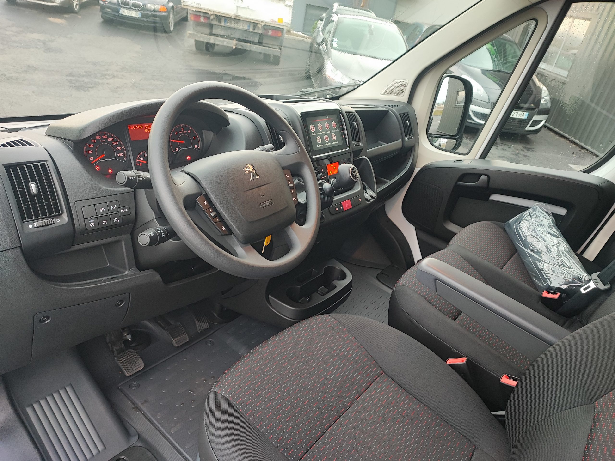 PEUGEOT BOXER II L2H2 3.3 2.2 BLUEHDI 140CH