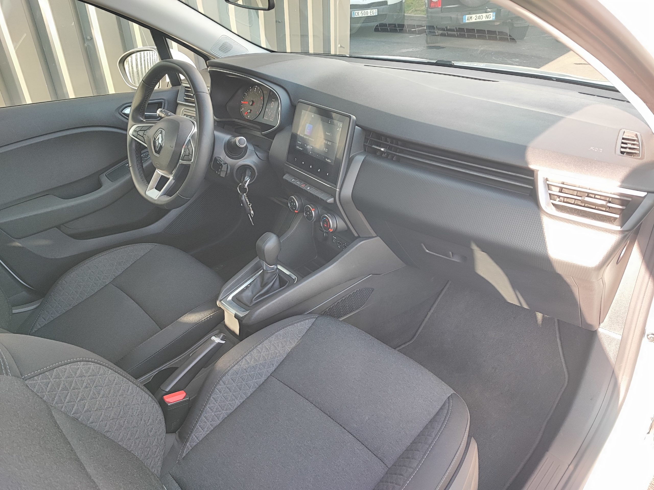 RENAULT CLIO V 1.0 TCe 90ch BUSINESS X-Tronic