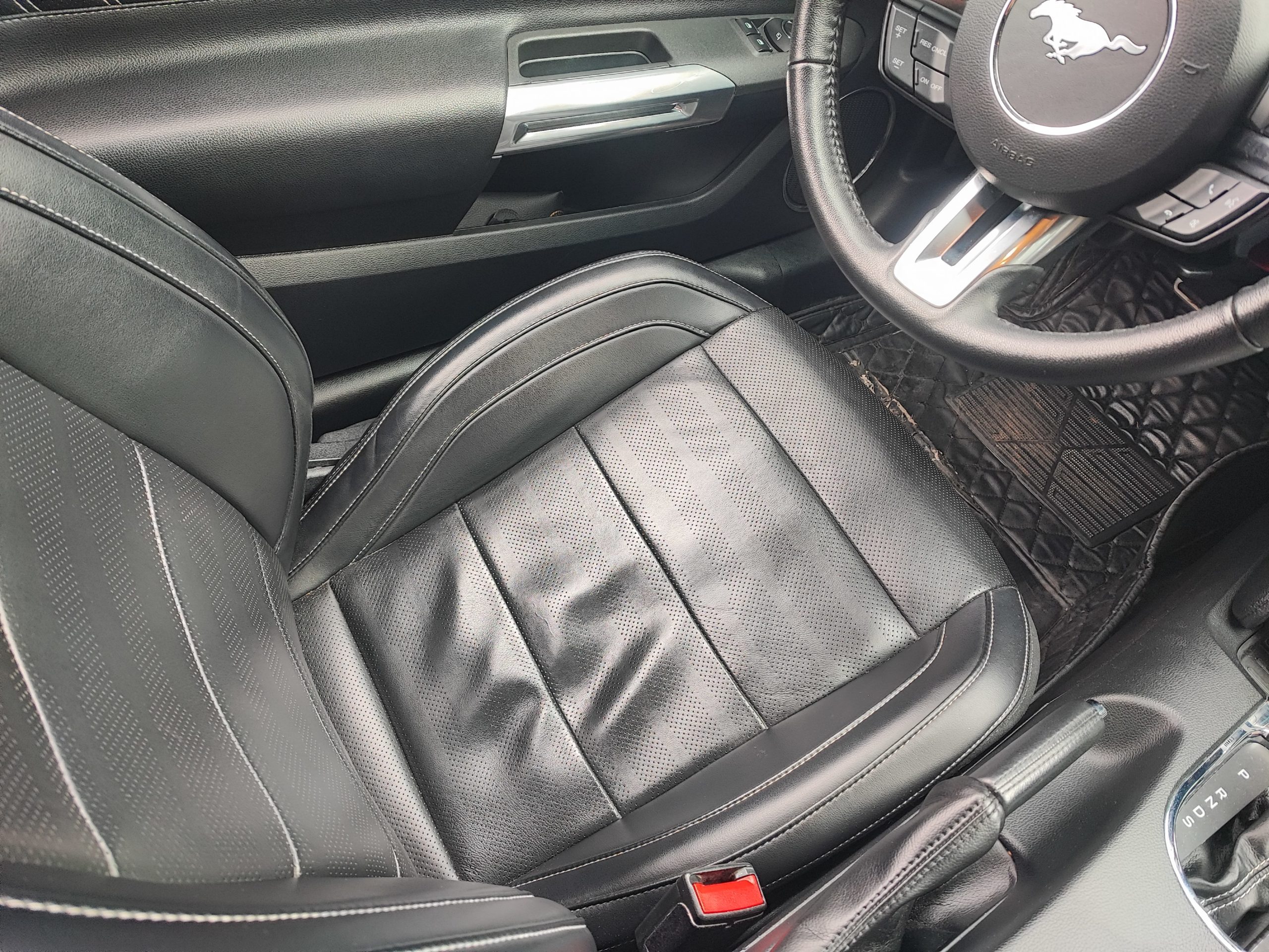 FORD MUSTANG VI FASTBACK 5.0 V8 GT BVA6