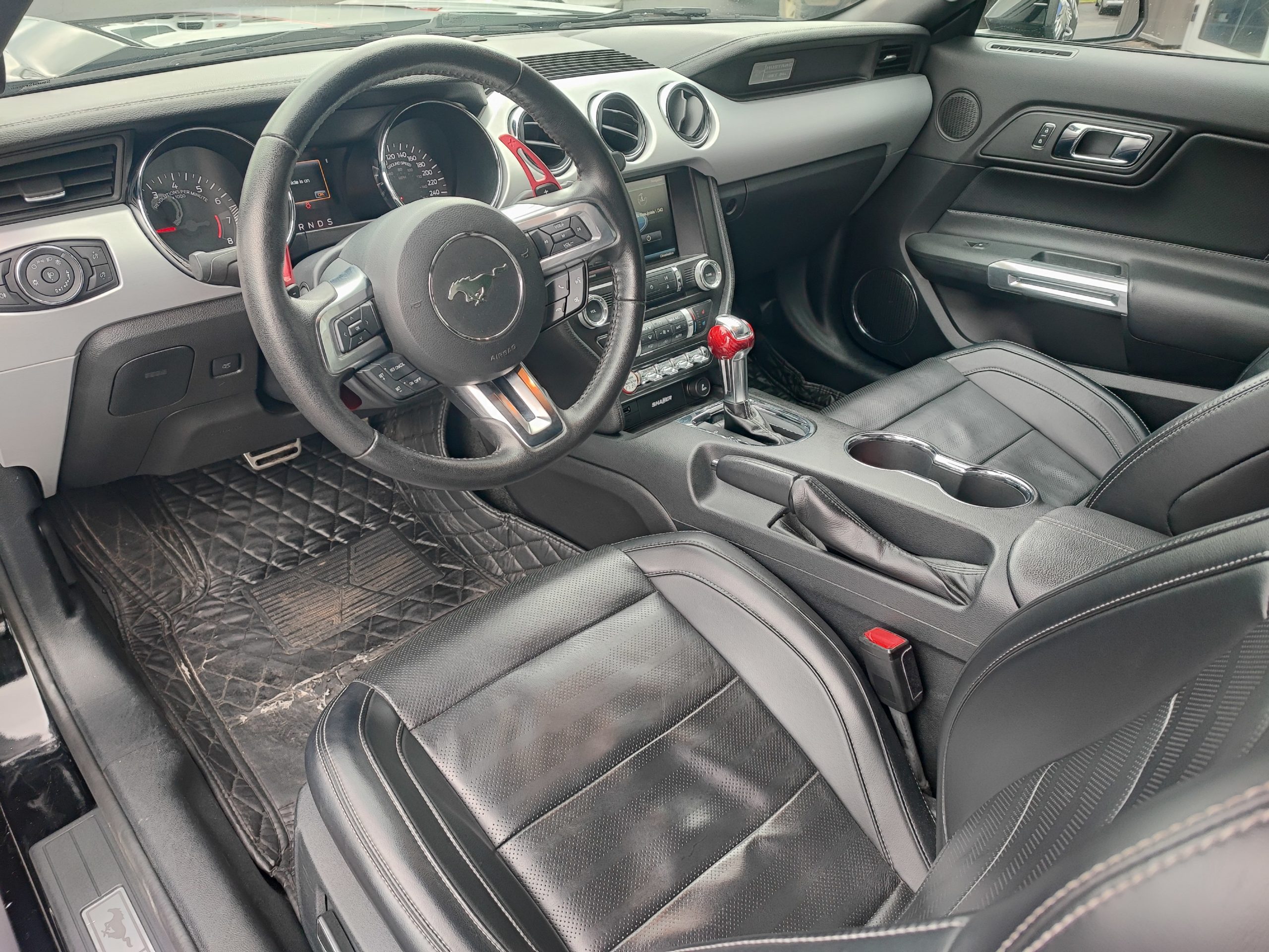 FORD MUSTANG VI FASTBACK 5.0 V8 GT BVA6