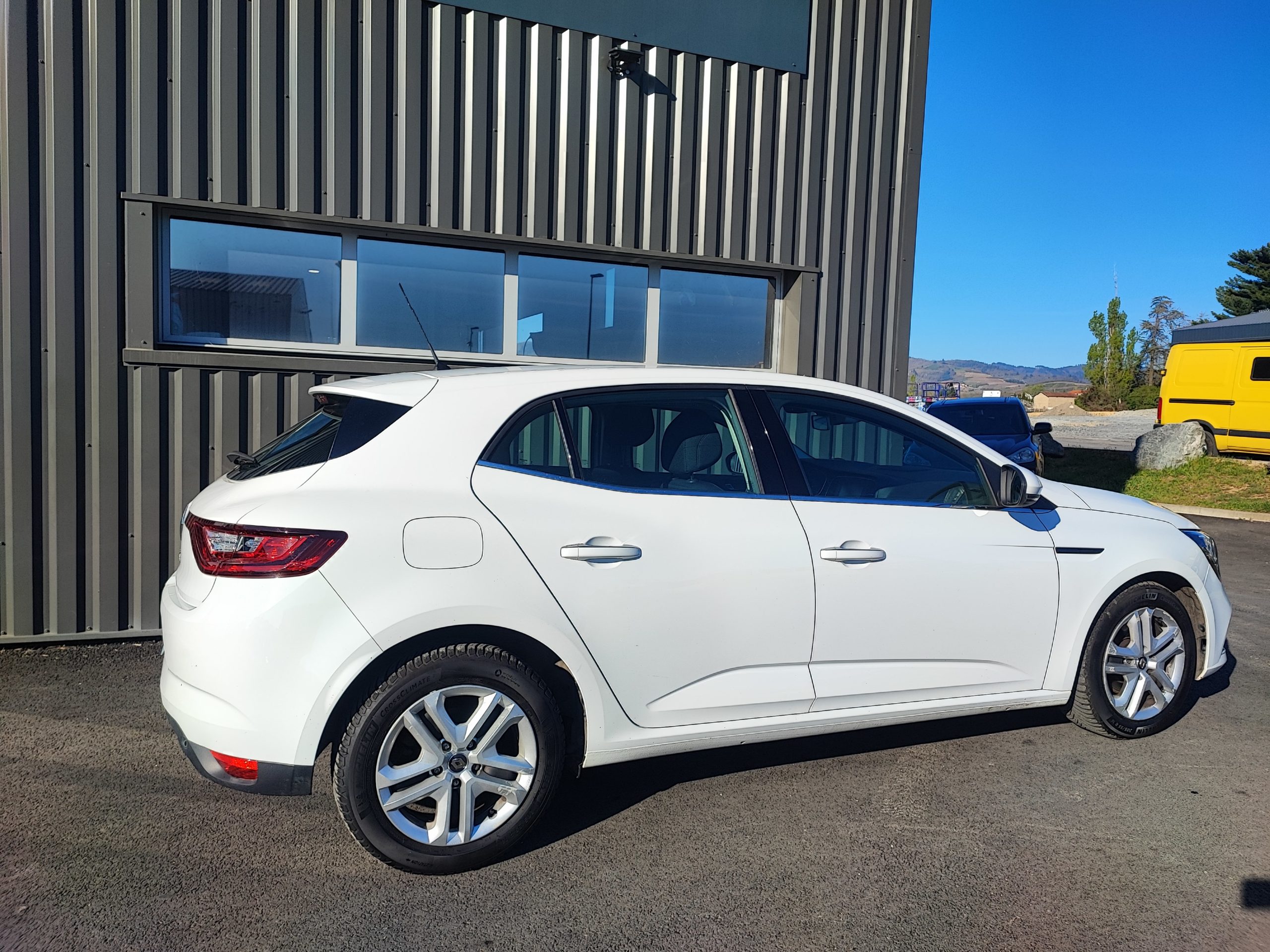 RENAULT MEGANE IV 1.5 DCI 115 BLUE BUSINESS EDC