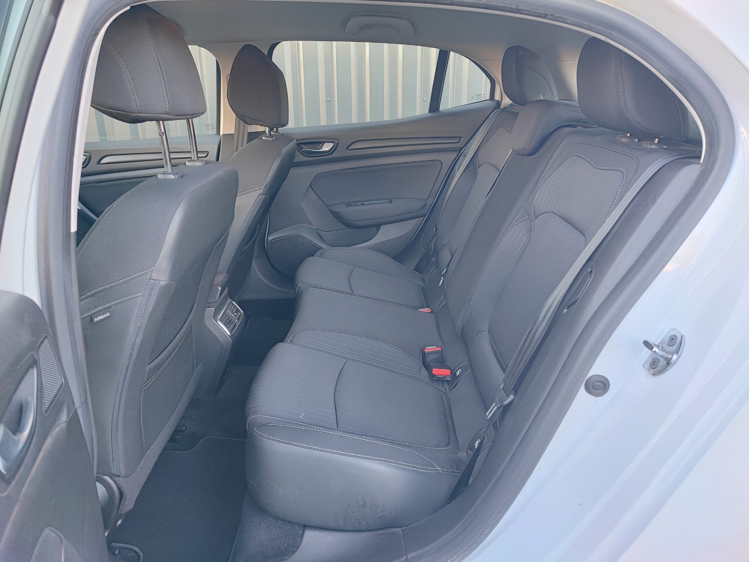 RENAULT MEGANE IV 1.5 DCI 115 BLUE BUSINESS EDC