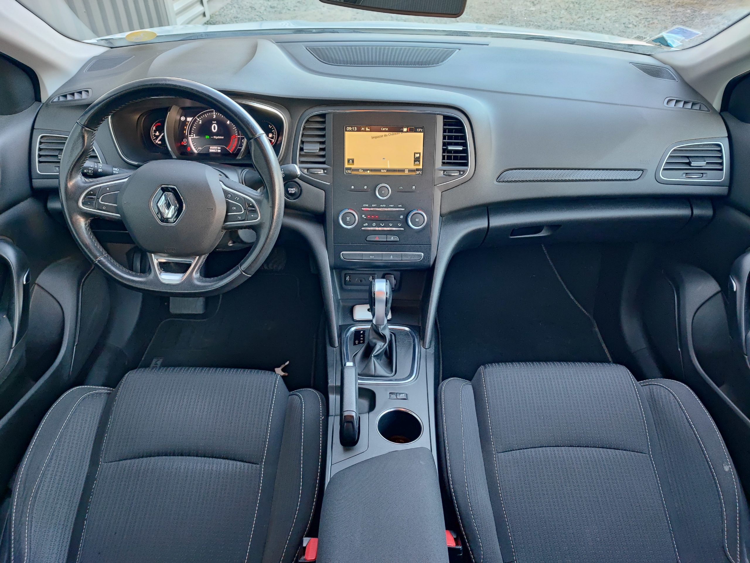 RENAULT MEGANE IV 1.5 DCI 115 BLUE BUSINESS EDC