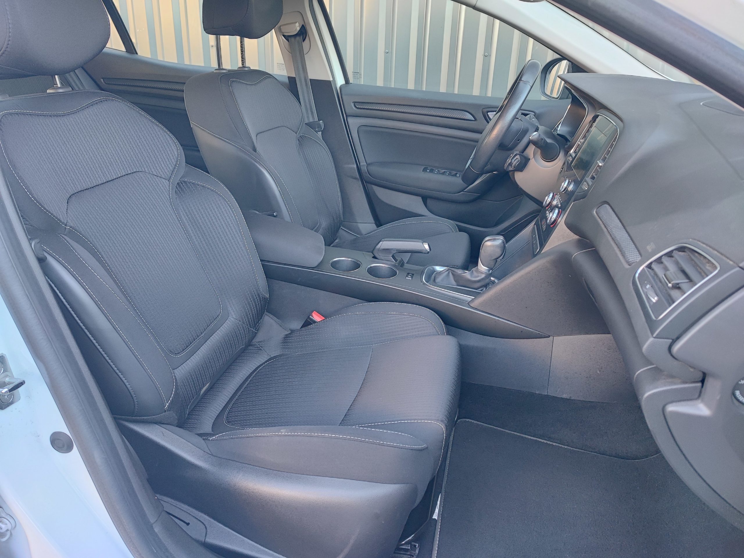 RENAULT MEGANE IV 1.5 DCI 115 BLUE BUSINESS EDC