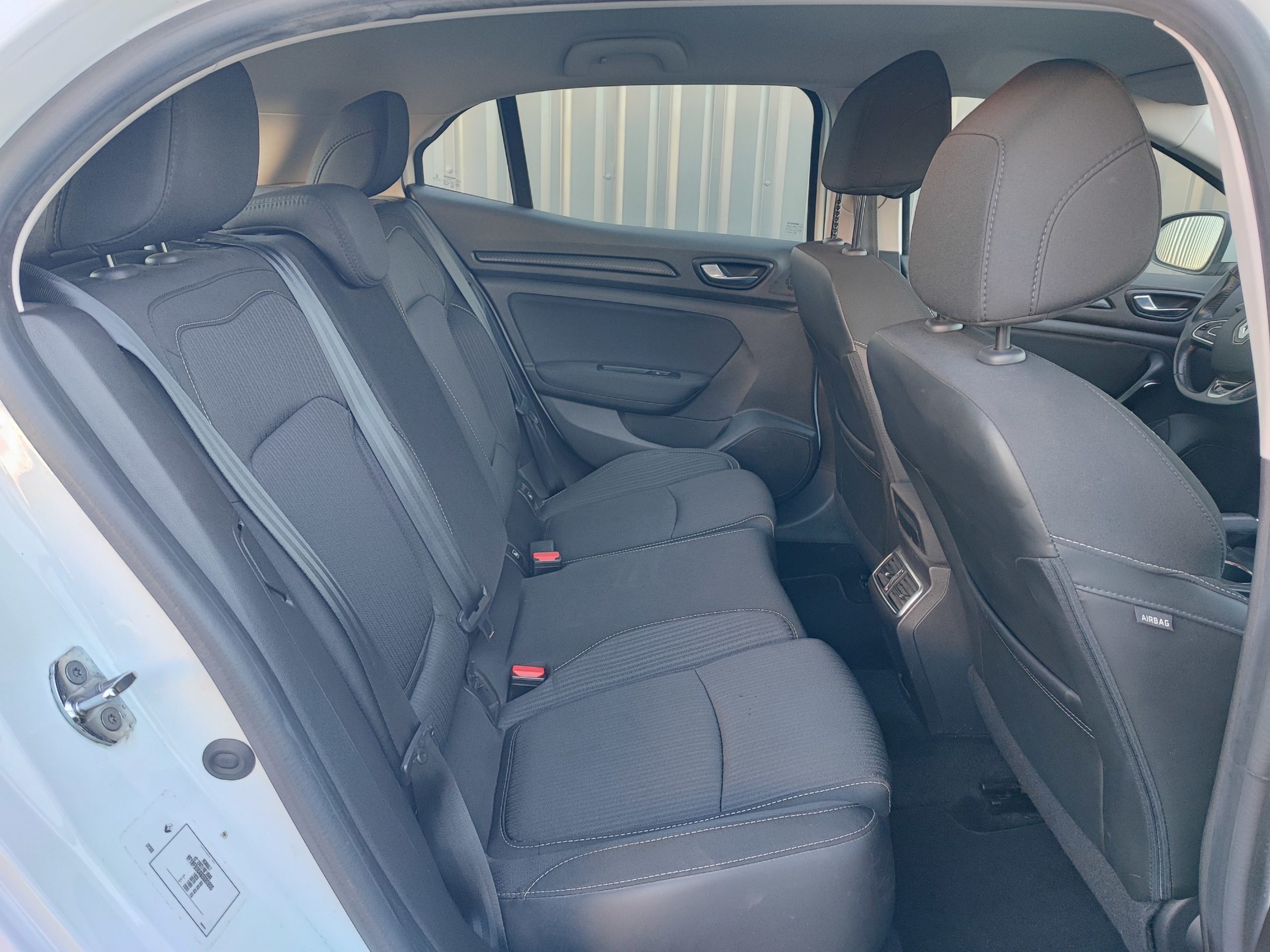 RENAULT MEGANE IV 1.5 DCI 115 BLUE BUSINESS EDC