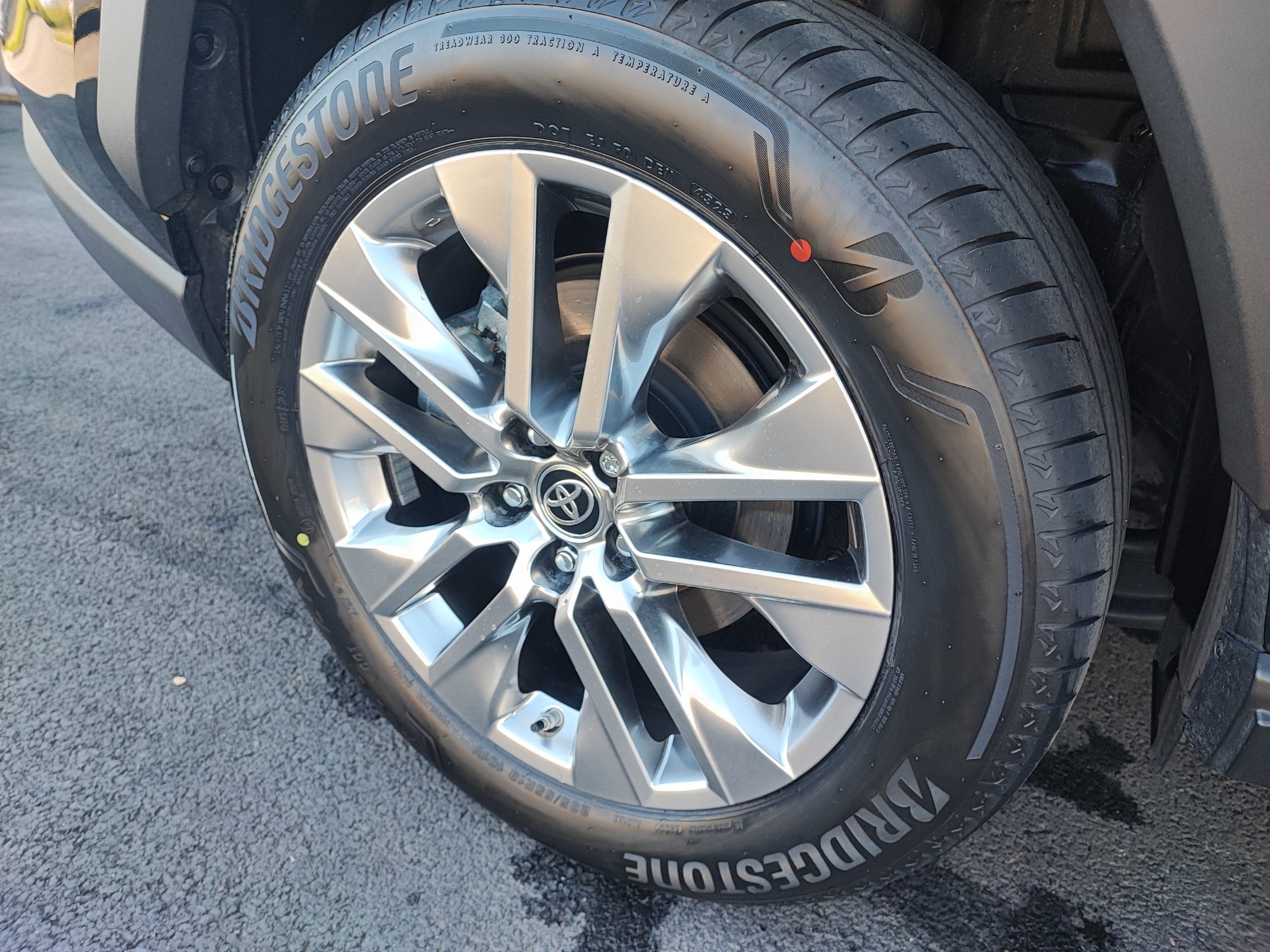 TOYOTA RAV4 2.5 Hybride 218ch LOUNGE 2WD