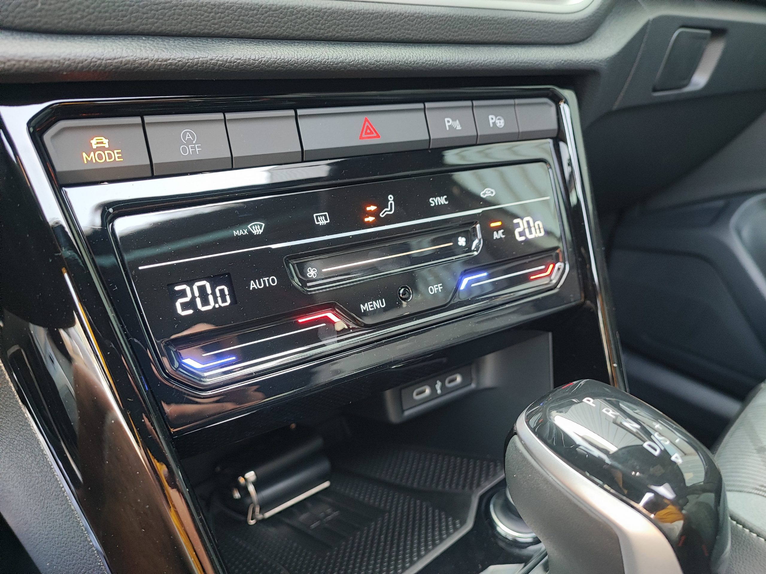 VOLKSWAGEN T-ROC (2) 1.5 TSI EVO2 150 START/STOP R-LINE EDITION DSG7