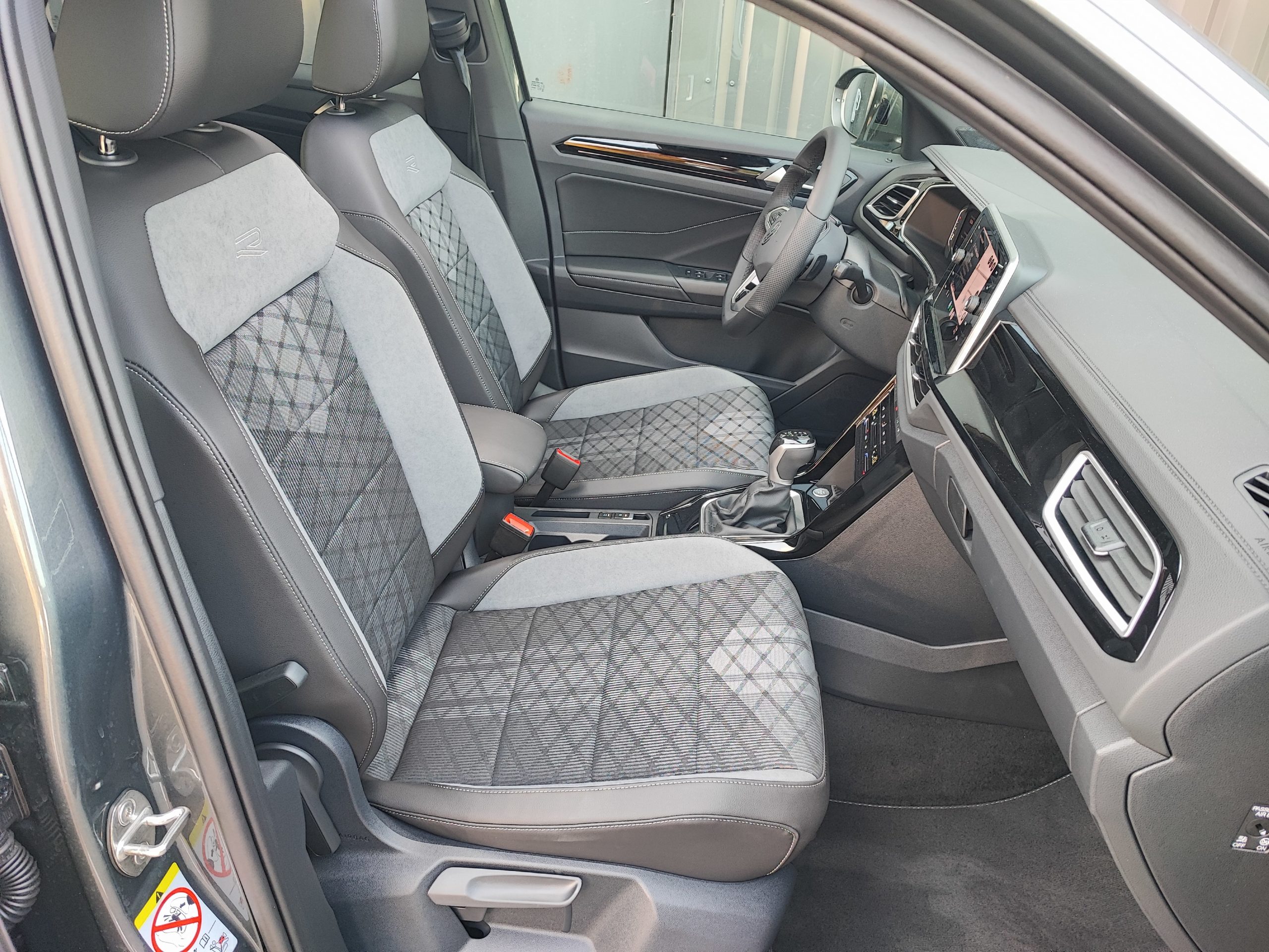 VOLKSWAGEN T-ROC (2) 1.5 TSI EVO2 150 START/STOP R-LINE EDITION DSG7