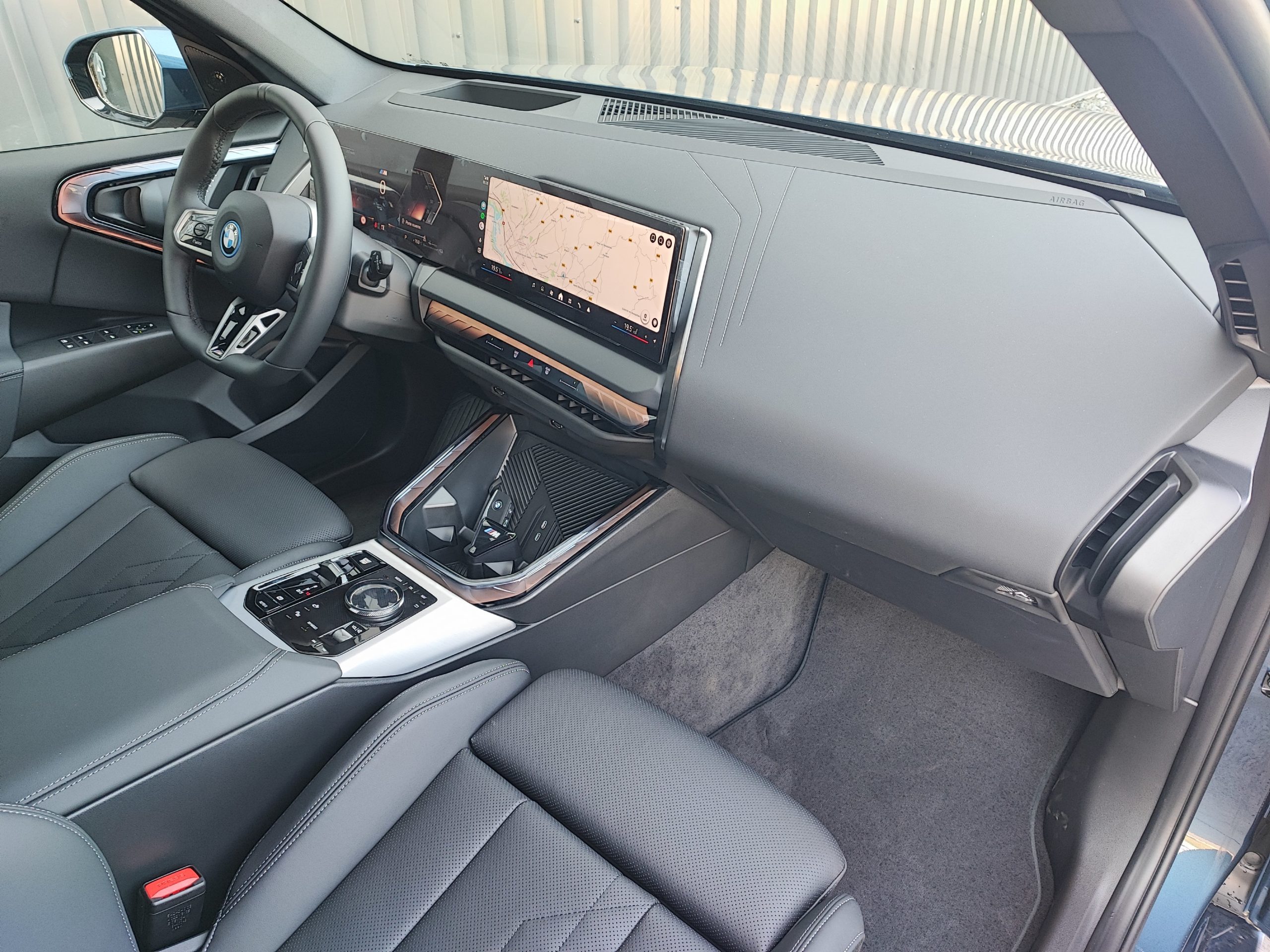 BMW X3 G45 30e xDrive 299 ch BVA8 M SPORT