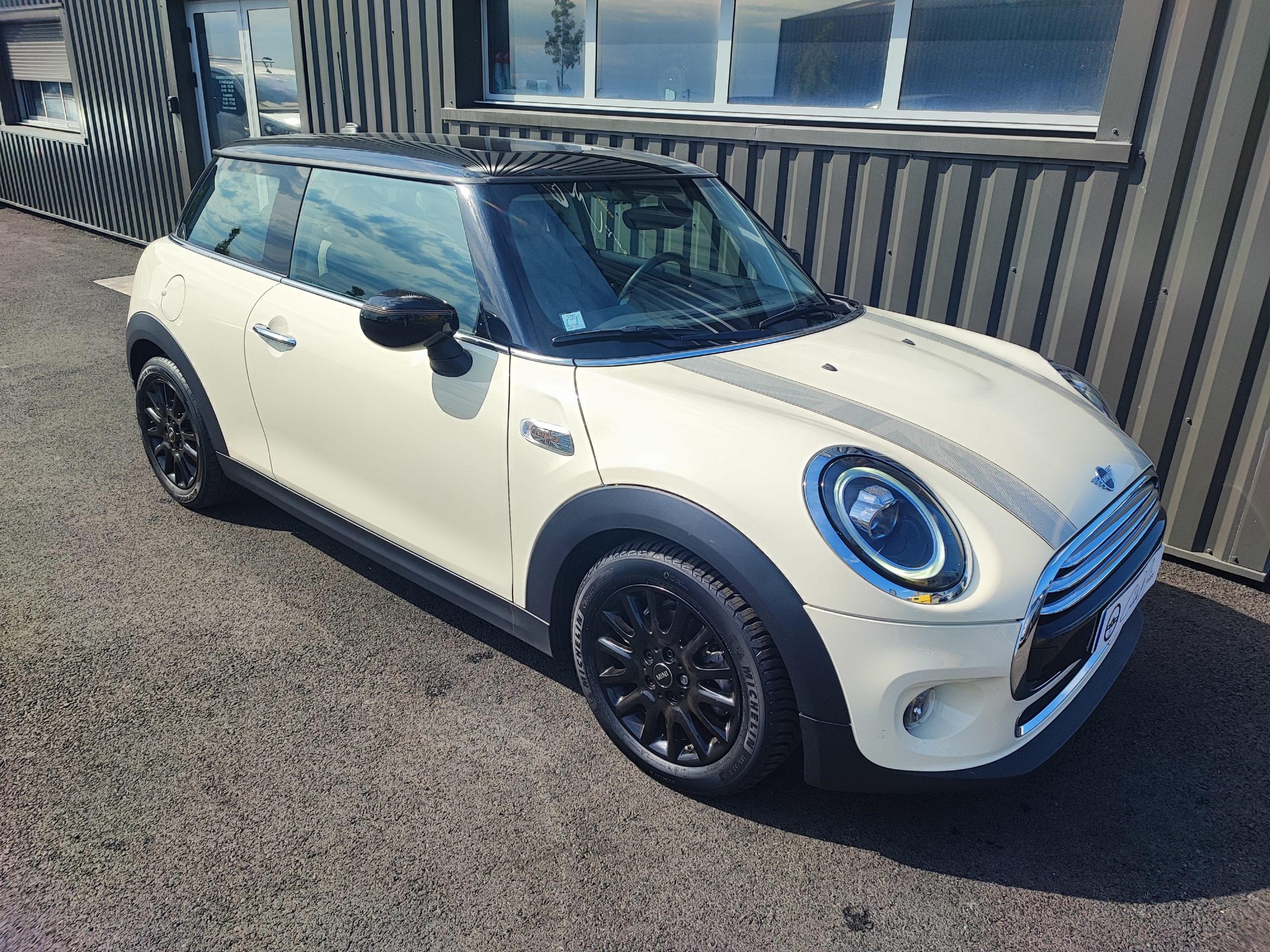 MINI MINI III (F56) 1.5 COOPER 136 EDITION GREENWICH BVA7