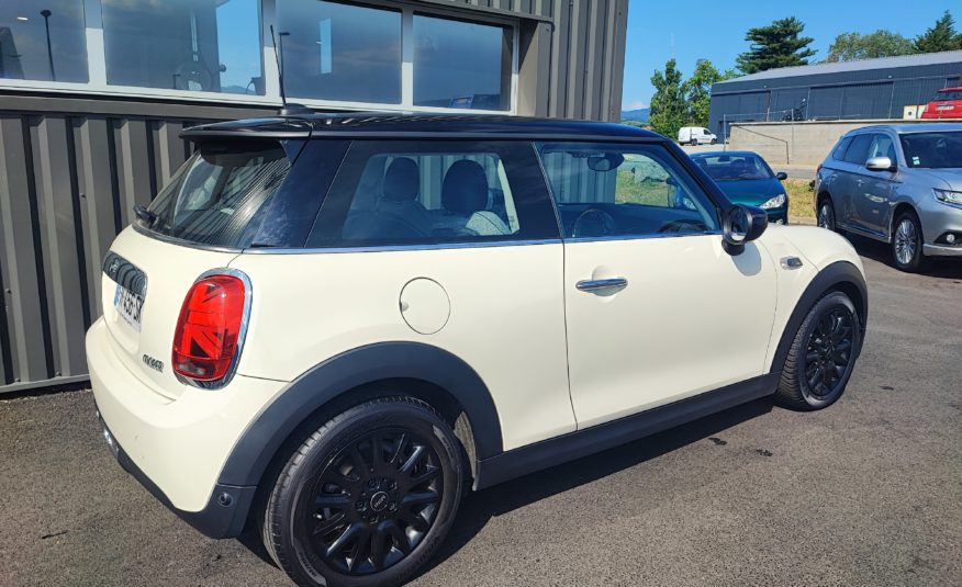 MINI MINI III (F56) 1.5 COOPER 136 EDITION GREENWICH BVA7