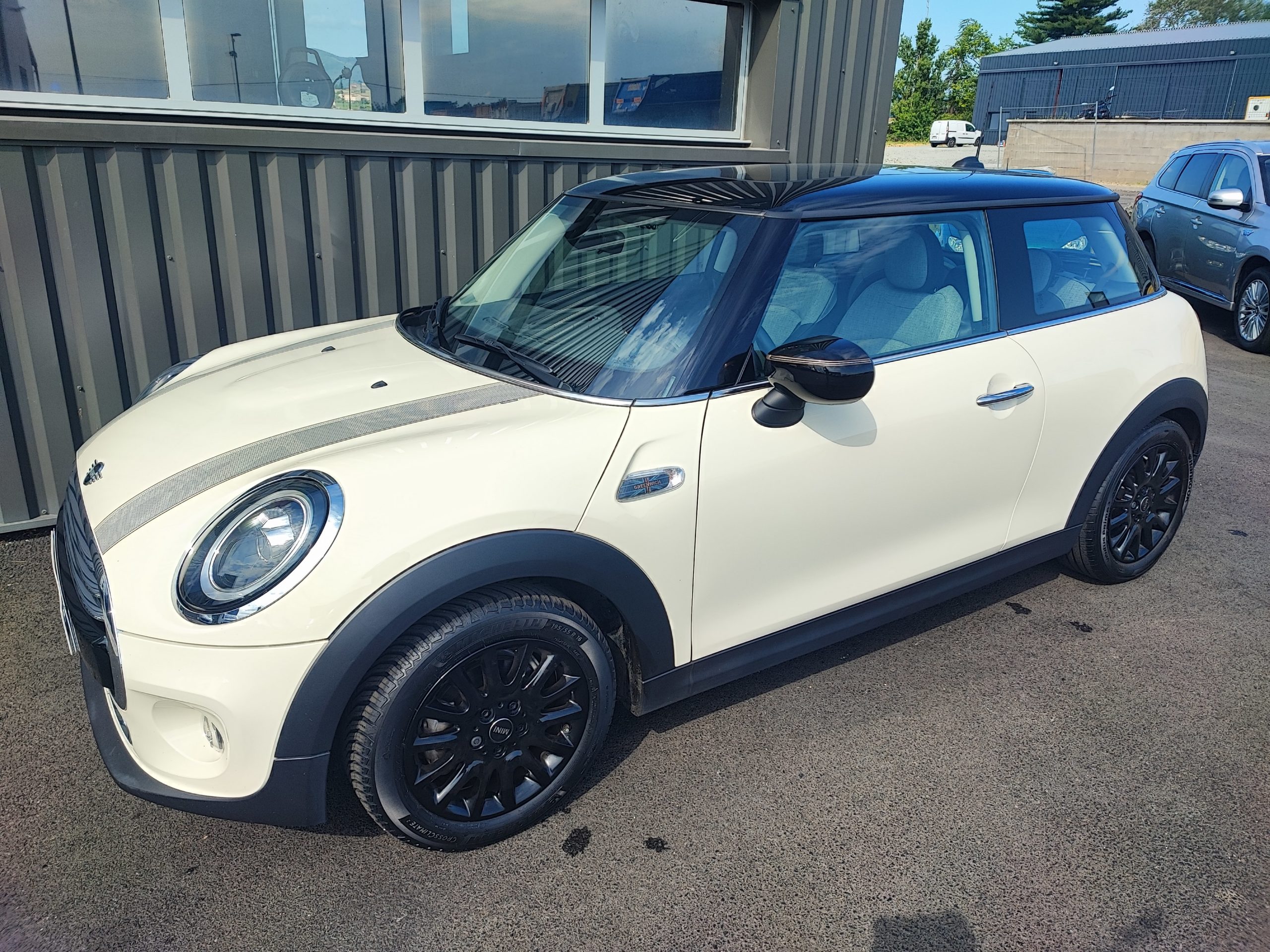 MINI MINI III (F56) 1.5 COOPER 136 EDITION GREENWICH BVA7