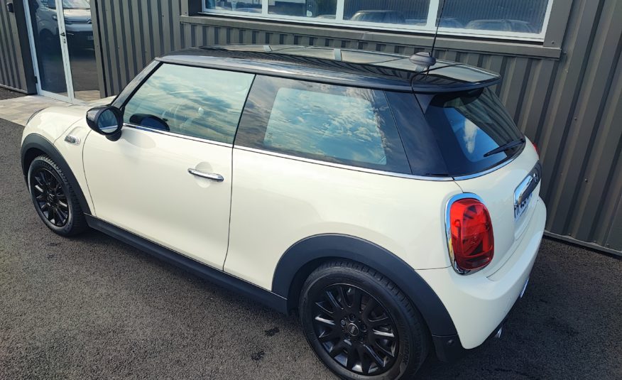 MINI MINI III (F56) 1.5 COOPER 136 EDITION GREENWICH BVA7