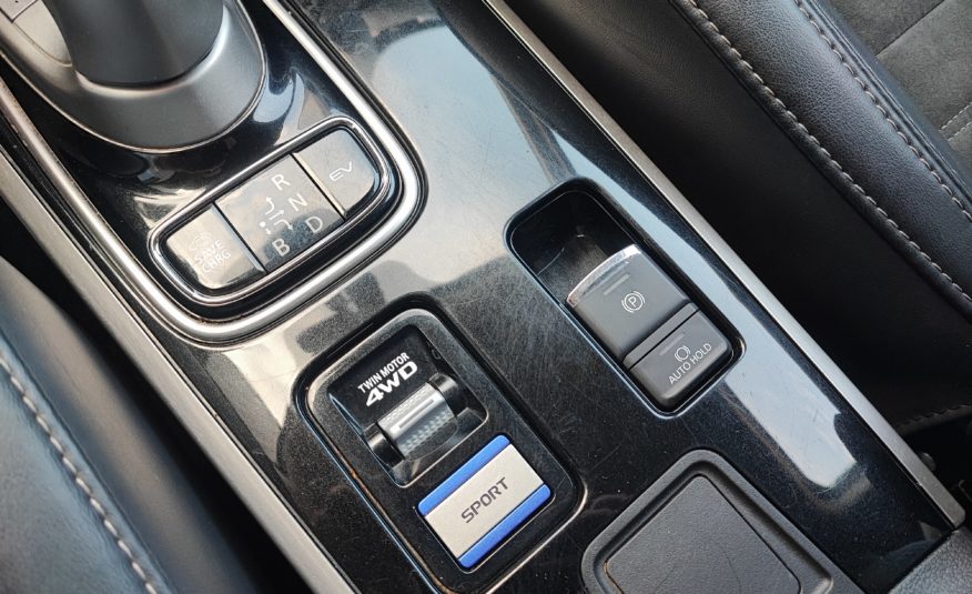 MITSUBISHI OUTLANDER III (2) PHEV TWIN MOTOR 4WD BUSINESS MY20