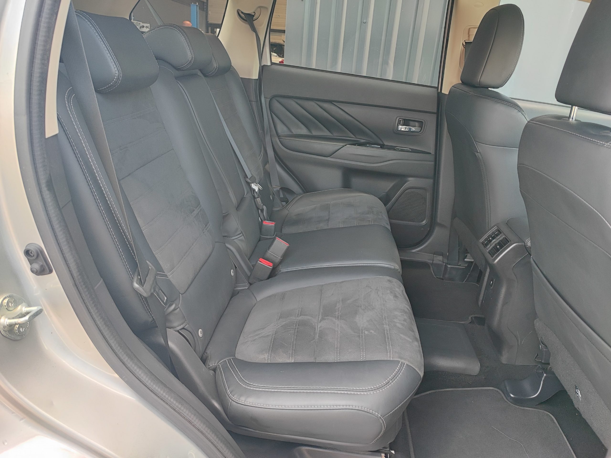 MITSUBISHI OUTLANDER III (2) PHEV TWIN MOTOR 4WD BUSINESS MY20