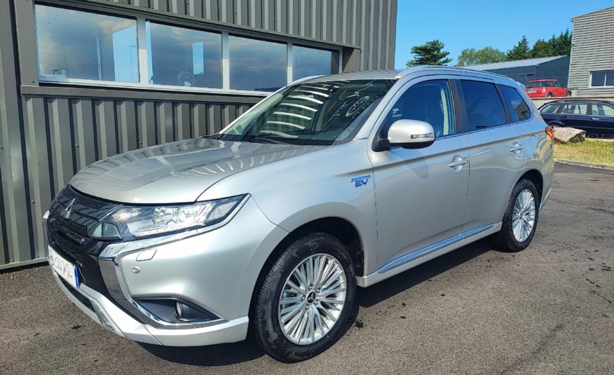 MITSUBISHI OUTLANDER III (2) PHEV TWIN MOTOR 4WD BUSINESS MY20