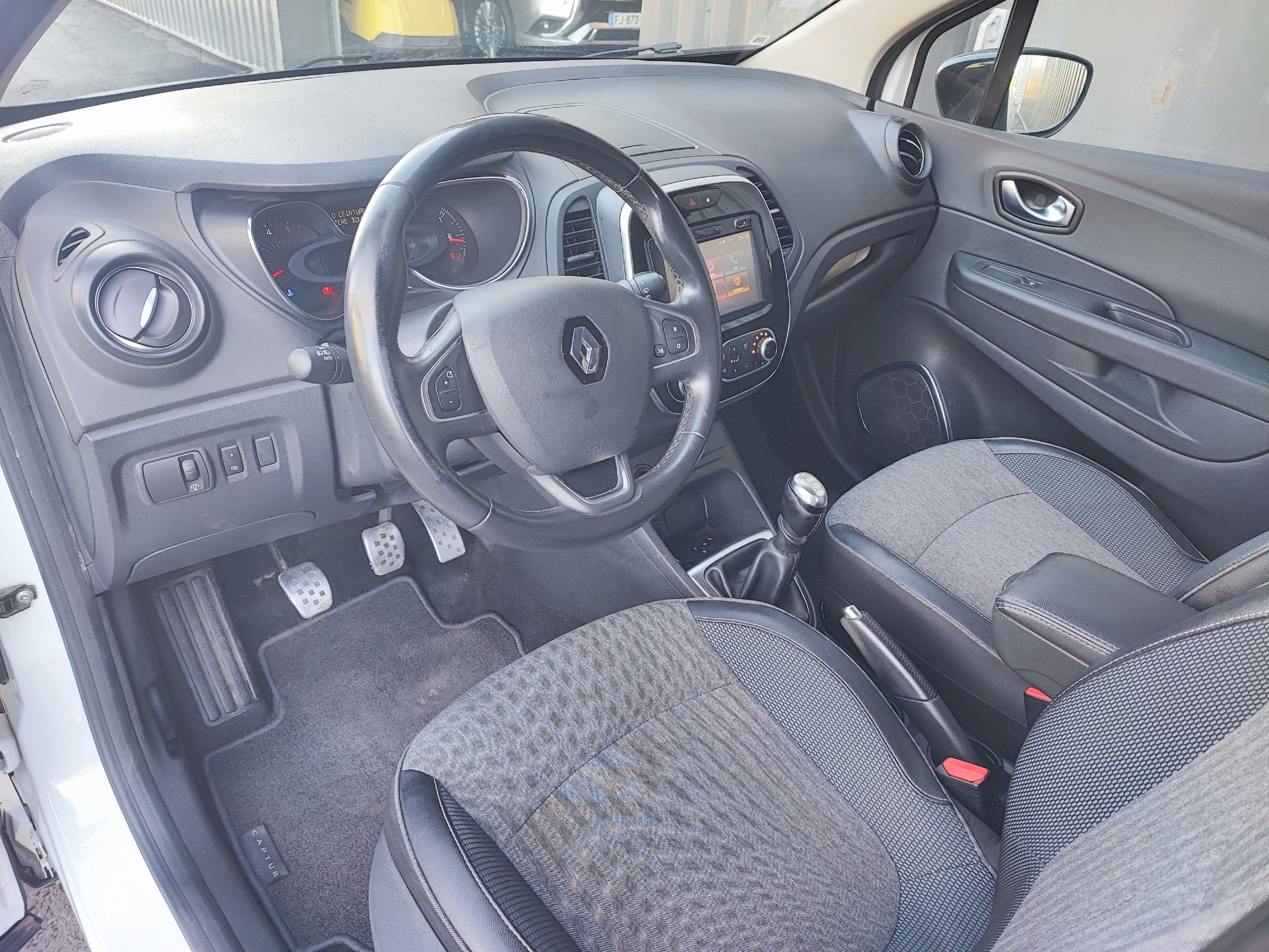 RENAULT CAPTUR (2) 1.5 DCI 110 ENERGY INTENS