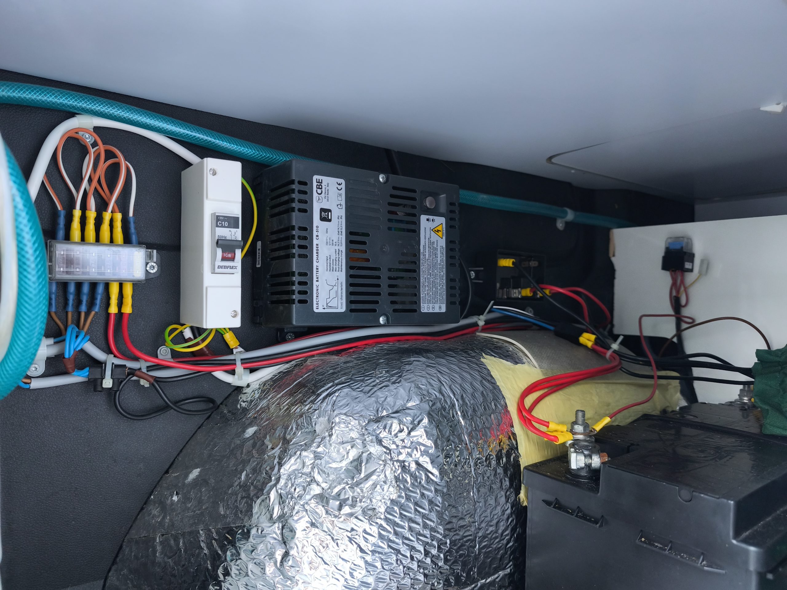 RENAULT TRAFIC 2.0 DCI 120CH BVM6 VAN AMENAGE TOIT RELEVABLE