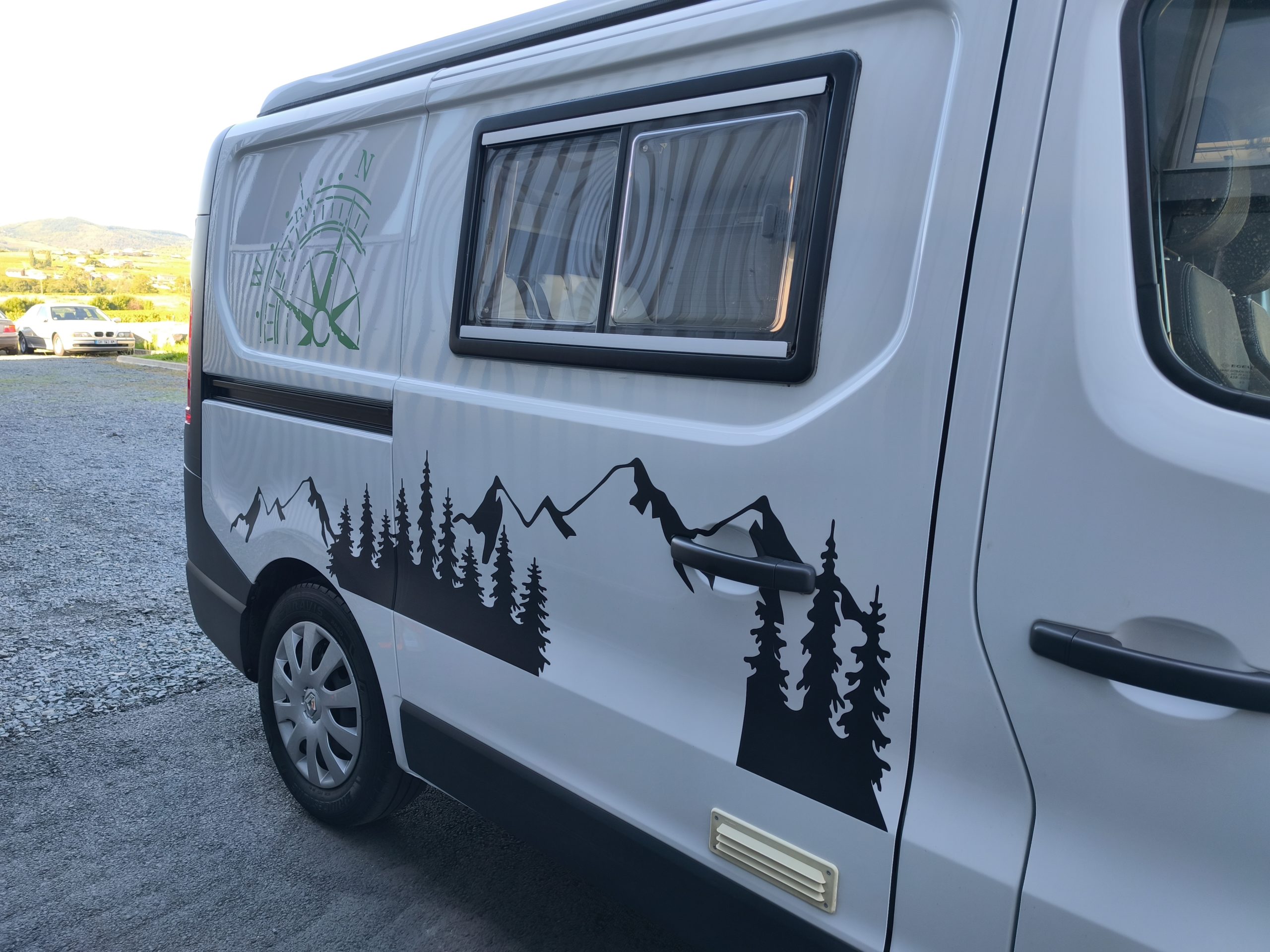 RENAULT TRAFIC 2.0 DCI 120CH BVM6 VAN AMENAGE TOIT RELEVABLE