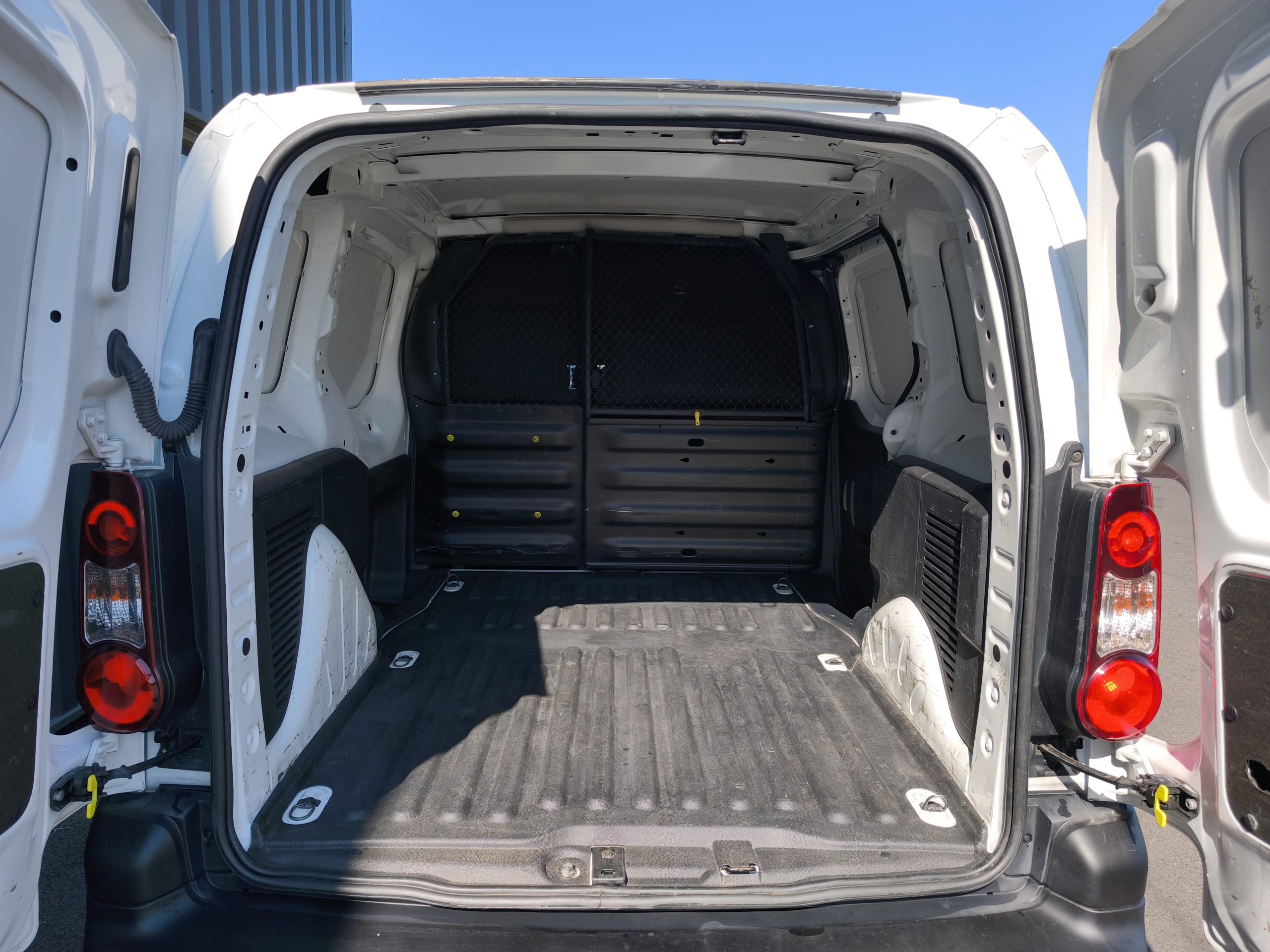 PEUGEOT PARTNER 1.6 BLEUHDI 100CH ACTIVE BVM5