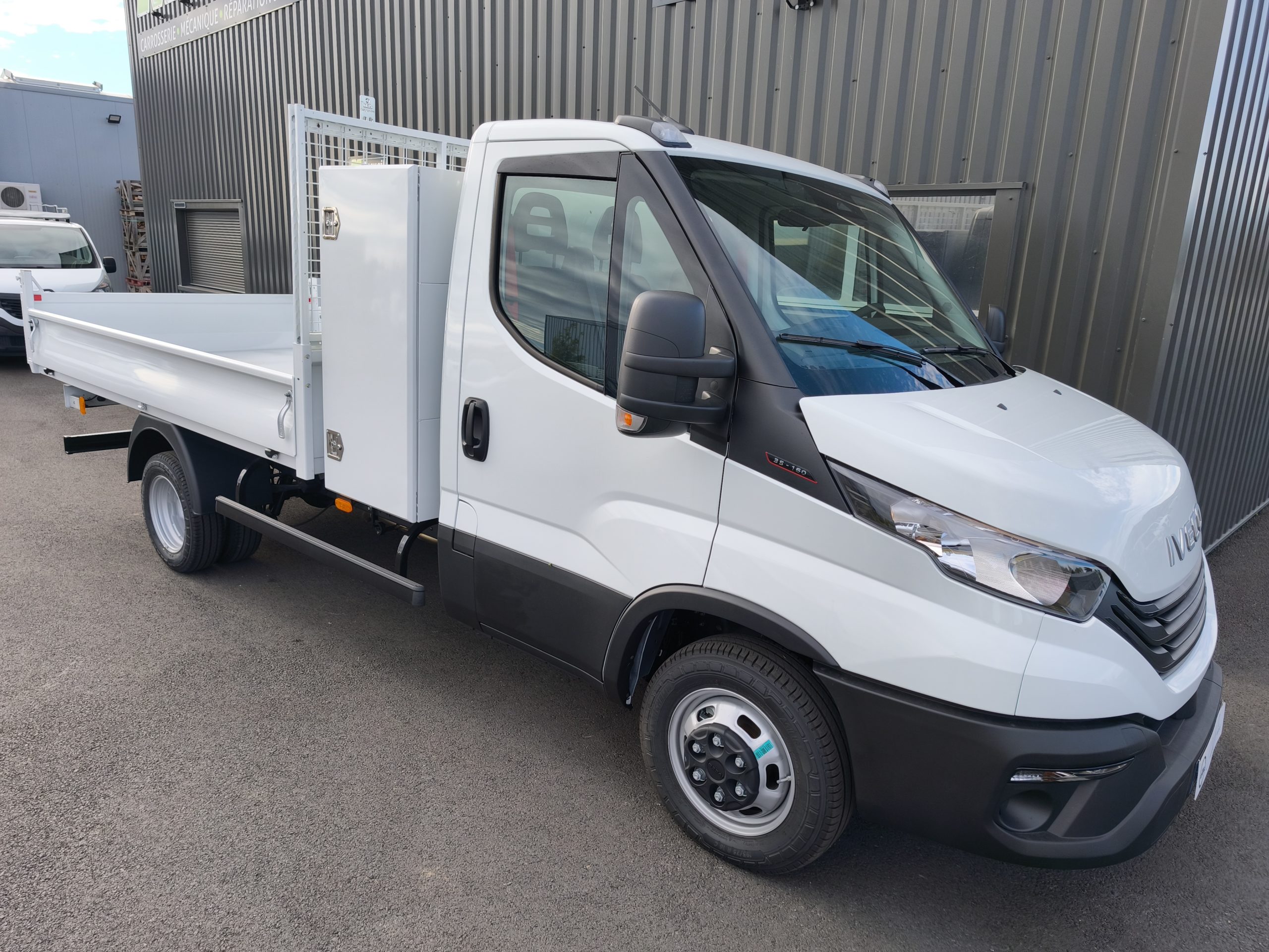 IVECO DAILY 35C16 BENNE JPM + COFFRE BVM6