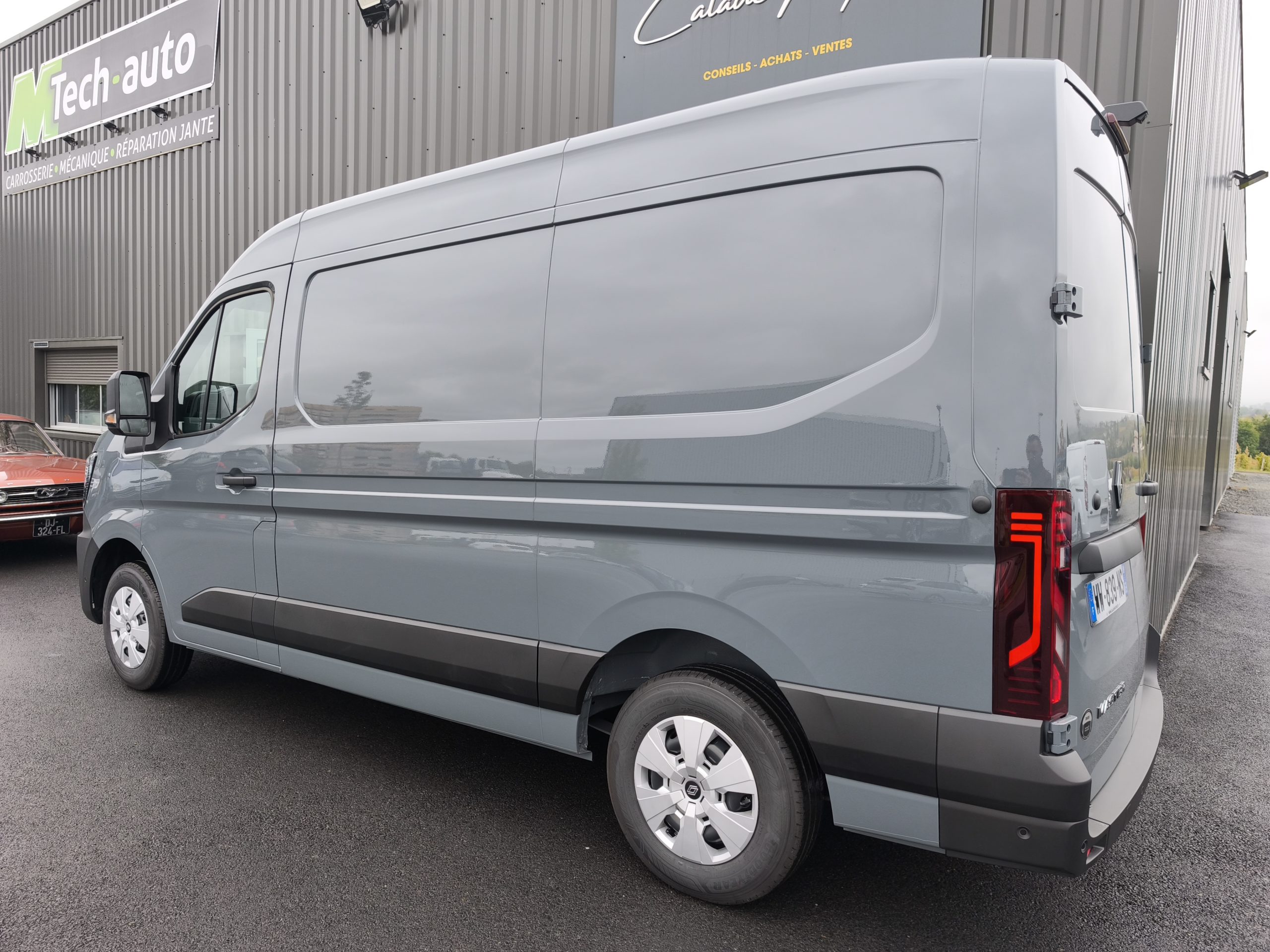 RENAULT MASTER IV FOURGON MASTER 3T5 L2H2 Blue dci 150 EXTRA AUTO