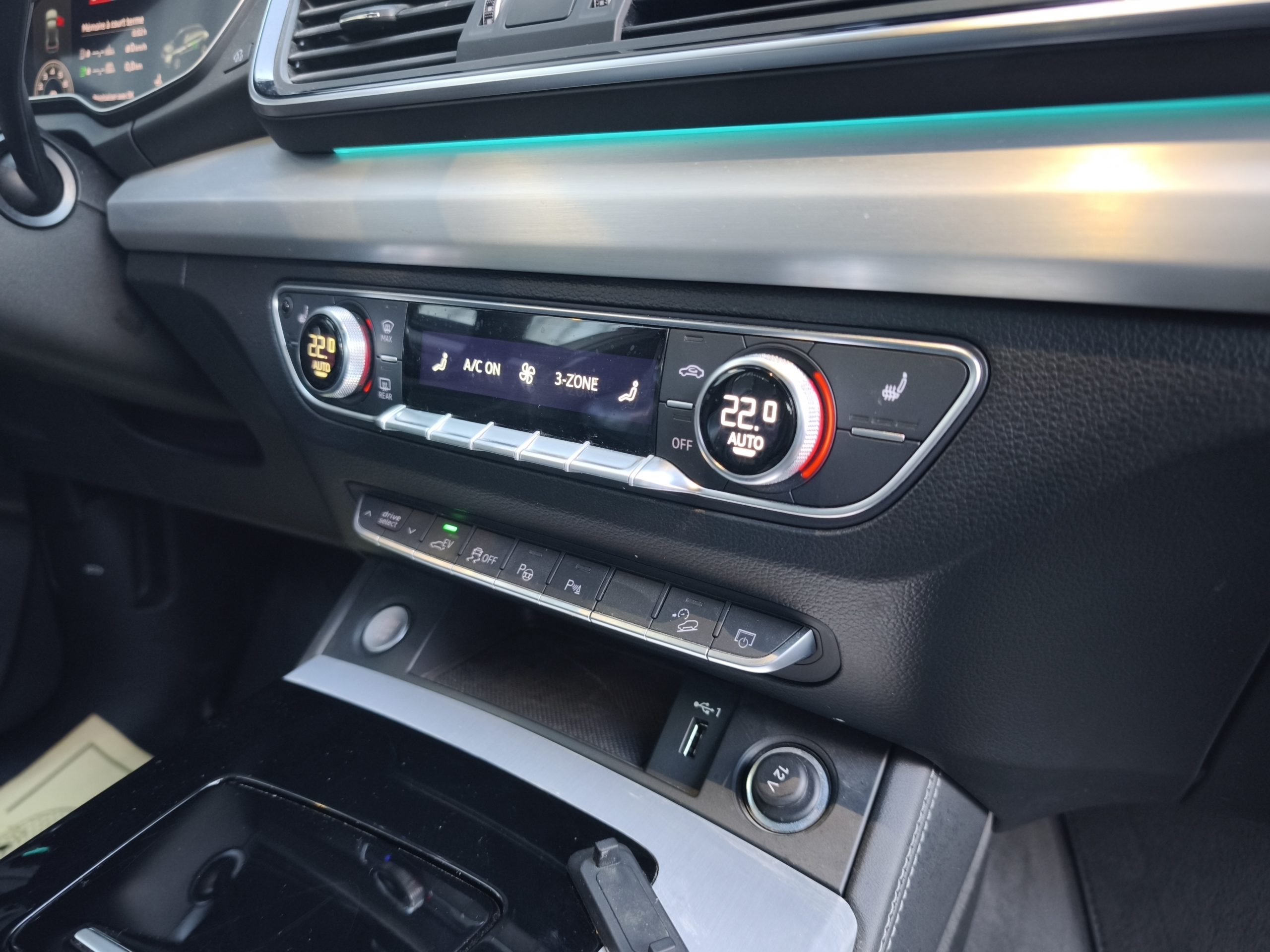 AUDI Q5 II (2) 55 TFSIE 367 S LINE QUATTRO S TRONIC 7