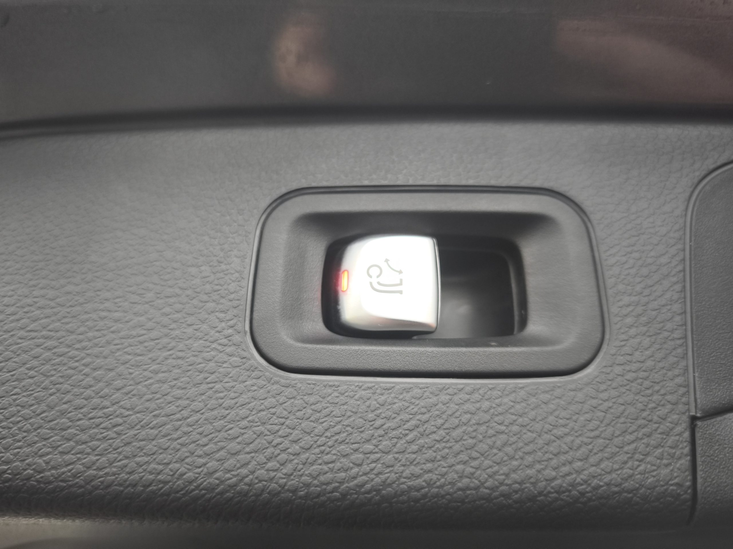 MERCEDES GLC (2) 300 E AMG LINE 4MATIC 9G-TRONIC