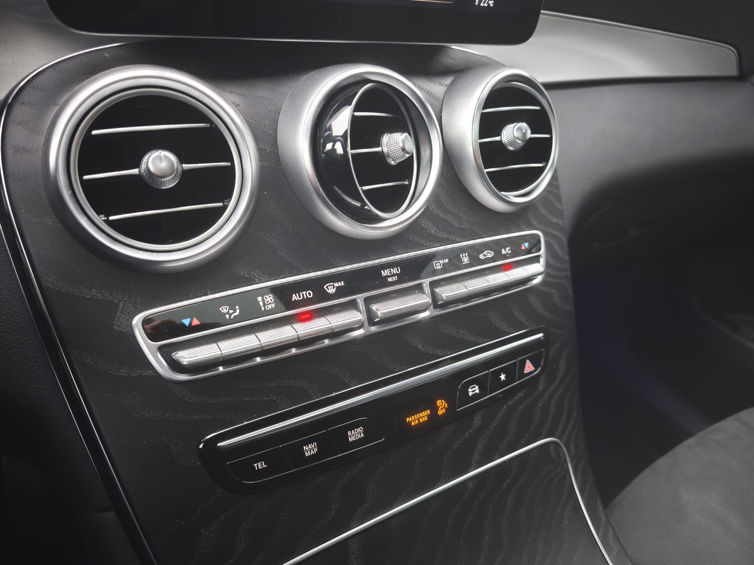 MERCEDES GLC (2) 300 E AMG LINE 4MATIC 9G-TRONIC