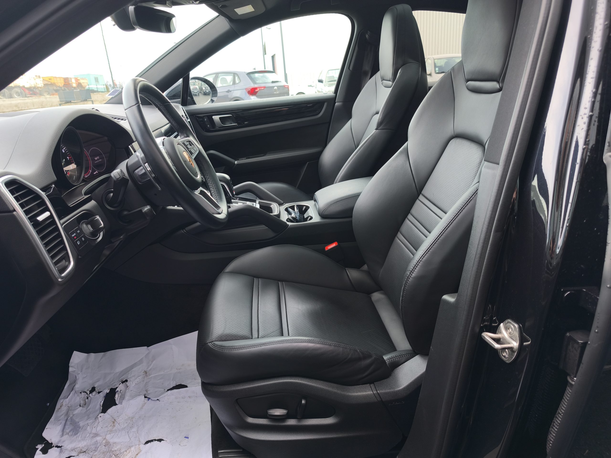 PORSCHE CAYENNE COUPE III 3.0 V6 462CH E-HYBRID