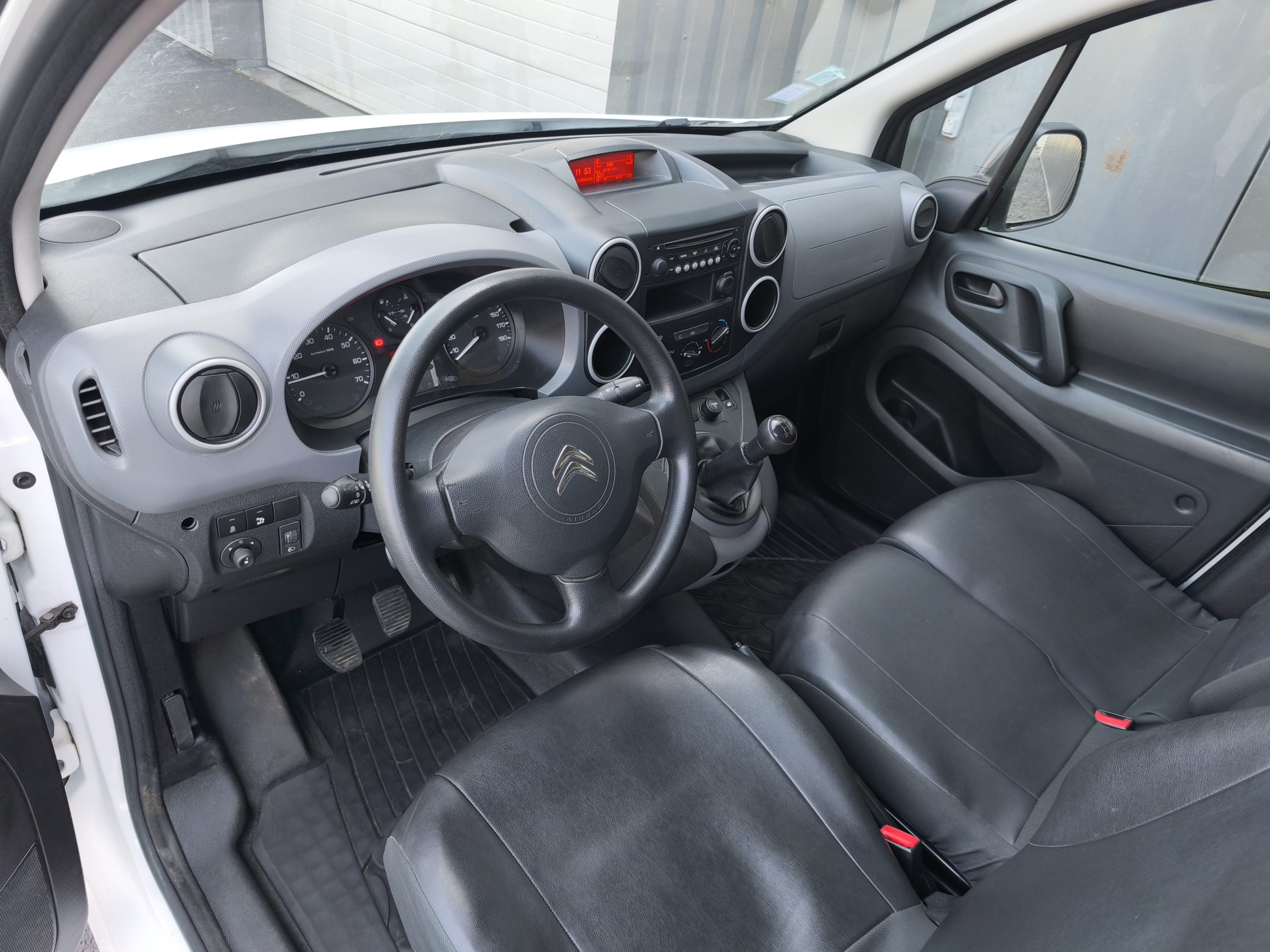 BERLINGO FOURGON CLUB L1 1.6 BlueHDi 100CV BVM5