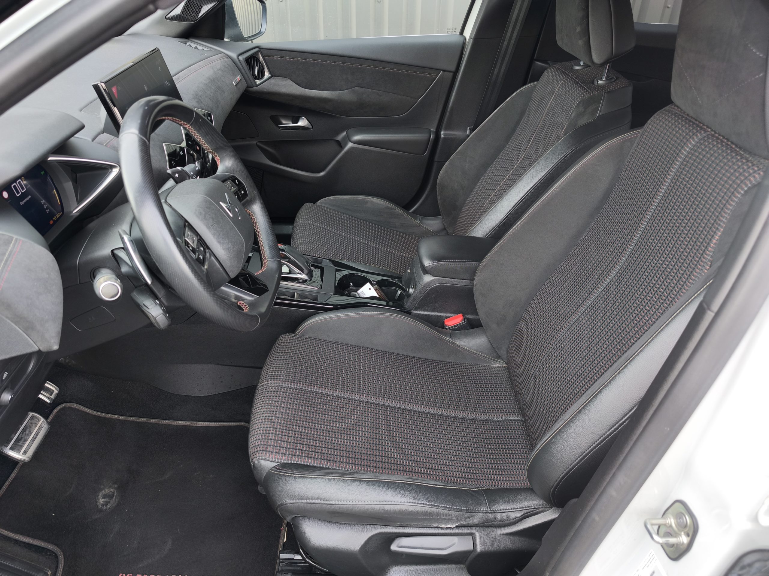 DS DS3 CROSSBACK 1.5 BLUEHDI 130 7CV PERFORMANCE LINE AUTOMATIQUE