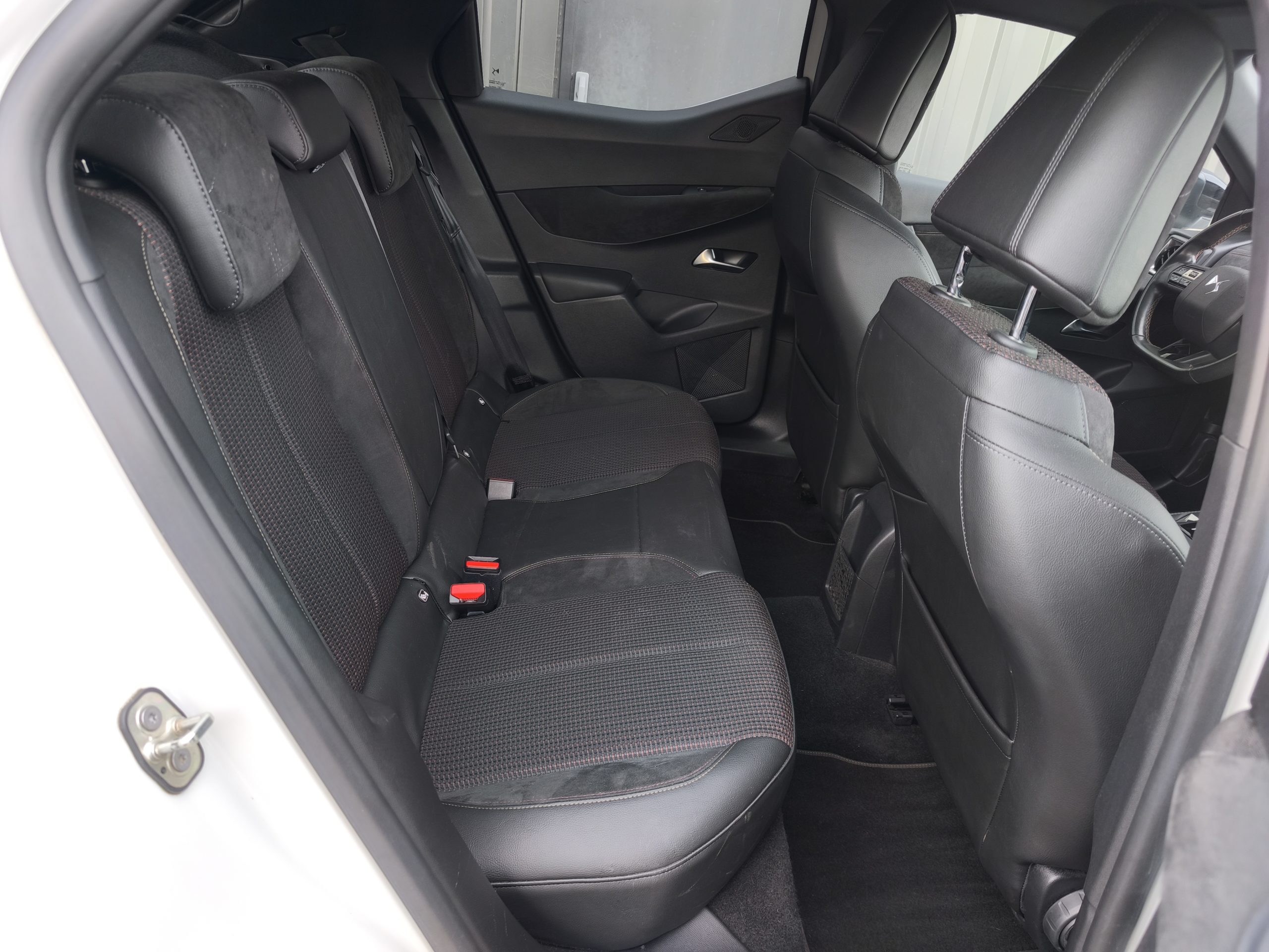 DS DS3 CROSSBACK 1.5 BLUEHDI 130 7CV PERFORMANCE LINE AUTOMATIQUE