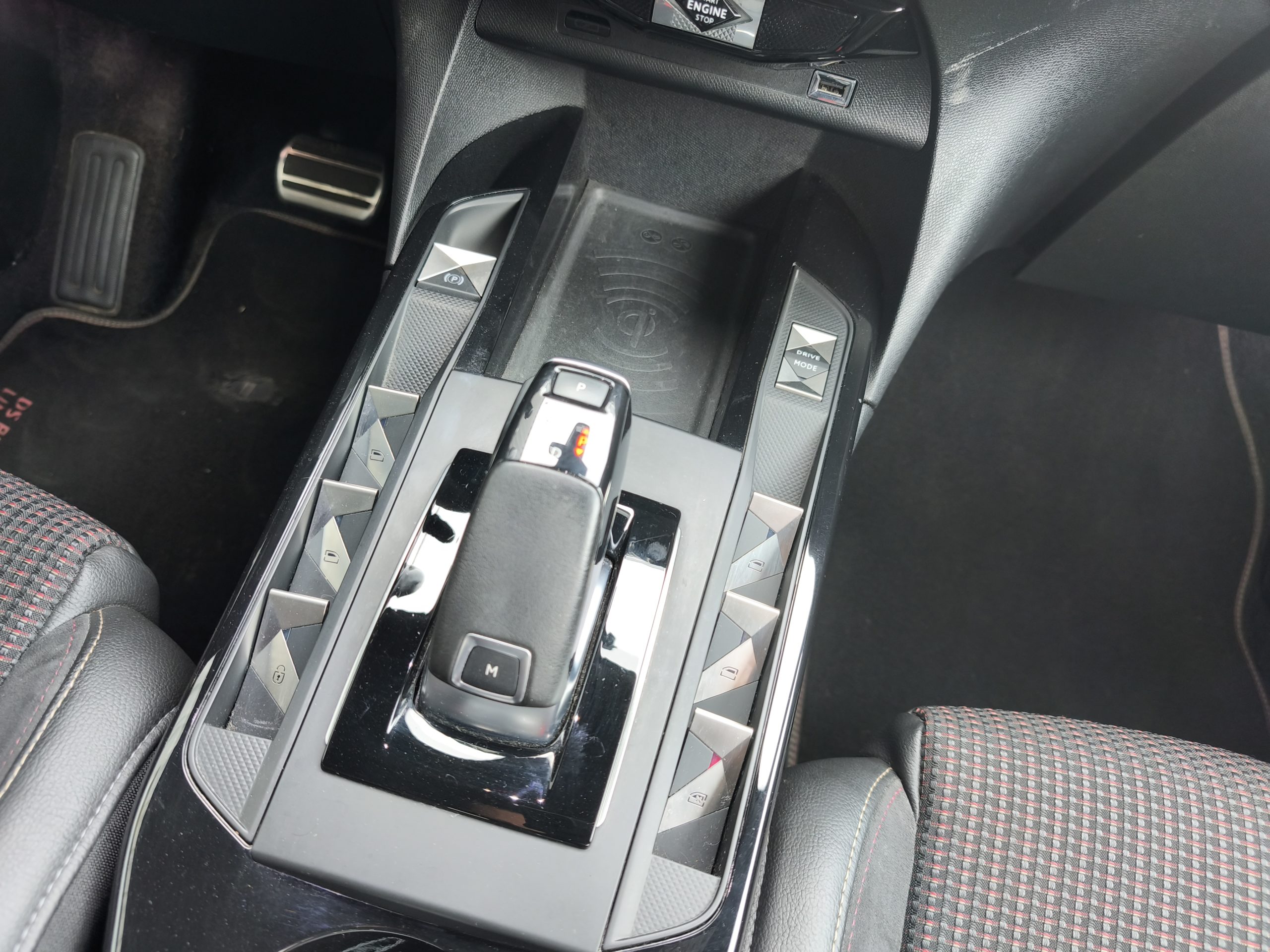 DS DS3 CROSSBACK 1.5 BLUEHDI 130 7CV PERFORMANCE LINE AUTOMATIQUE