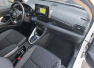 TOYOTA YARIS IV 116h DYNAMIC BUSINESS 5P
