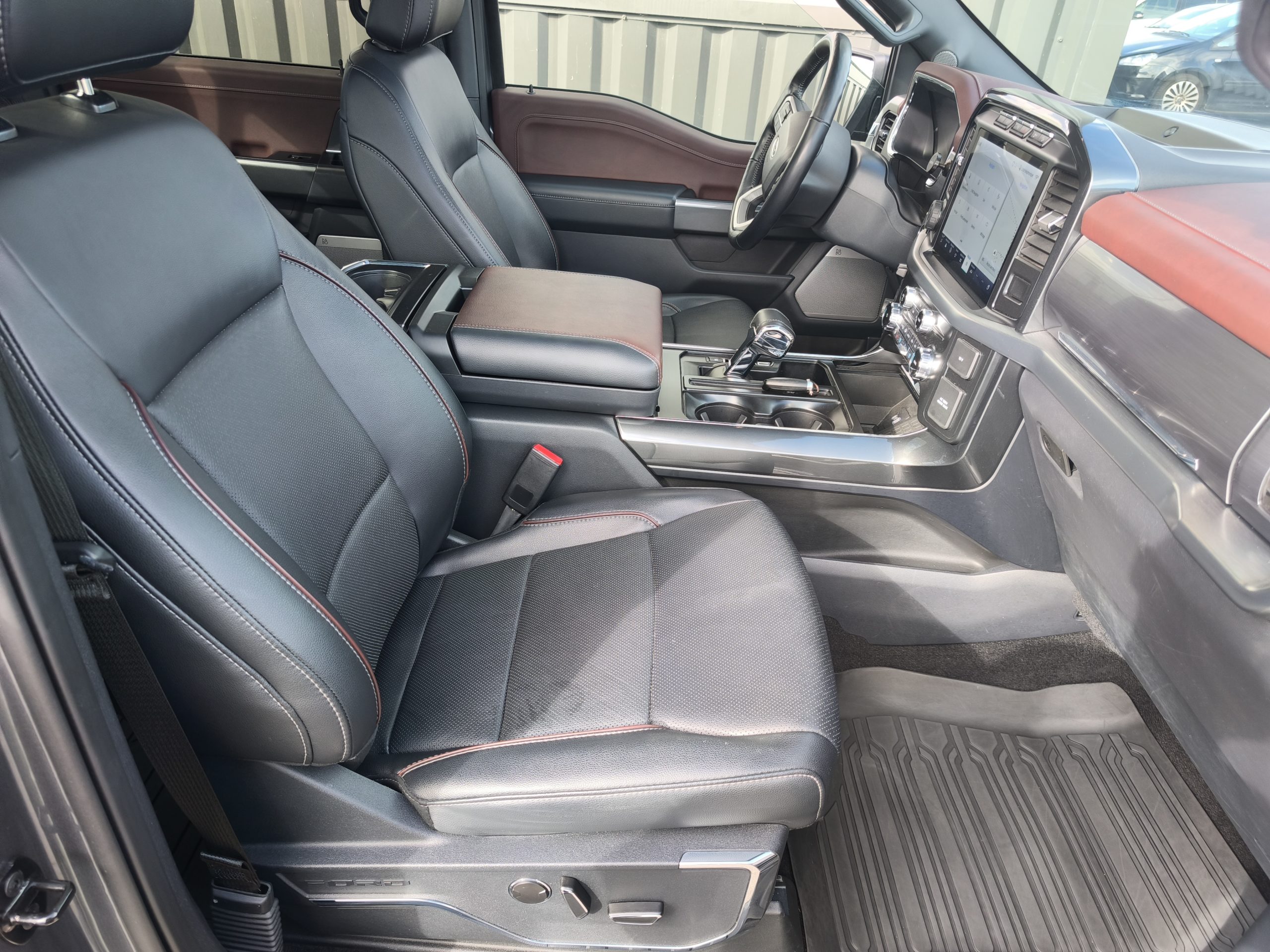 FORD F150 5.0 V8 395CH SUPERCREW LARIAT FX4