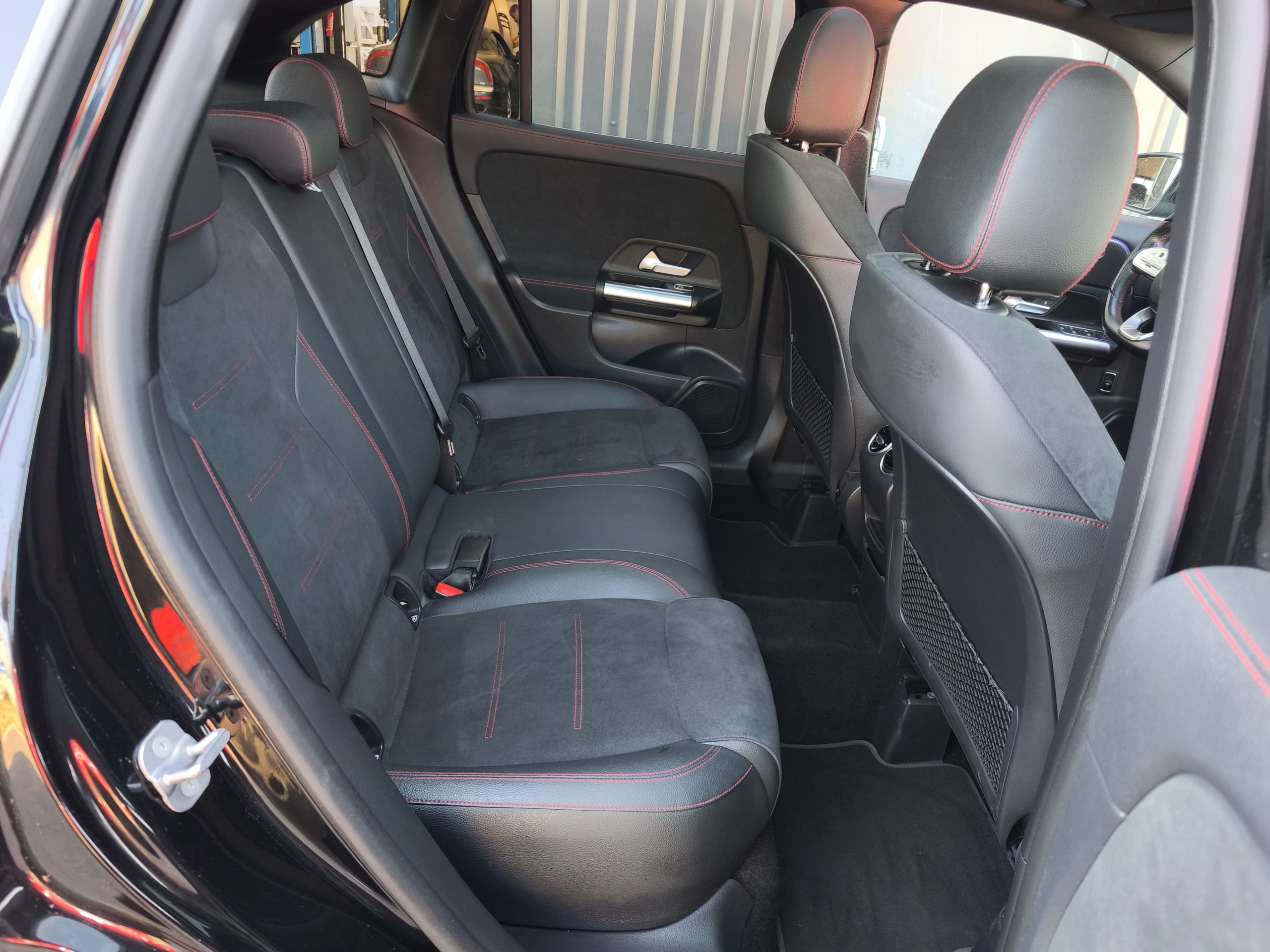 MERCEDES GLA II (2) 200 D 150 AMG LINE 8G-DCT