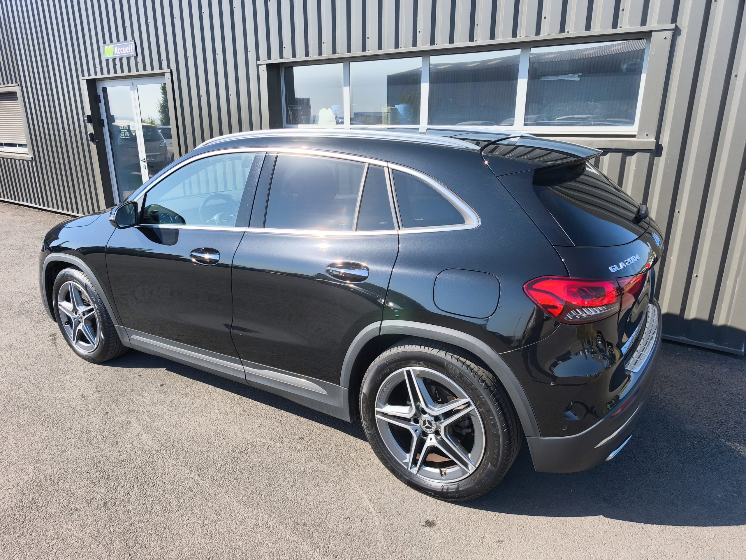 MERCEDES GLA II (2) 200 D 150 AMG LINE 8G-DCT