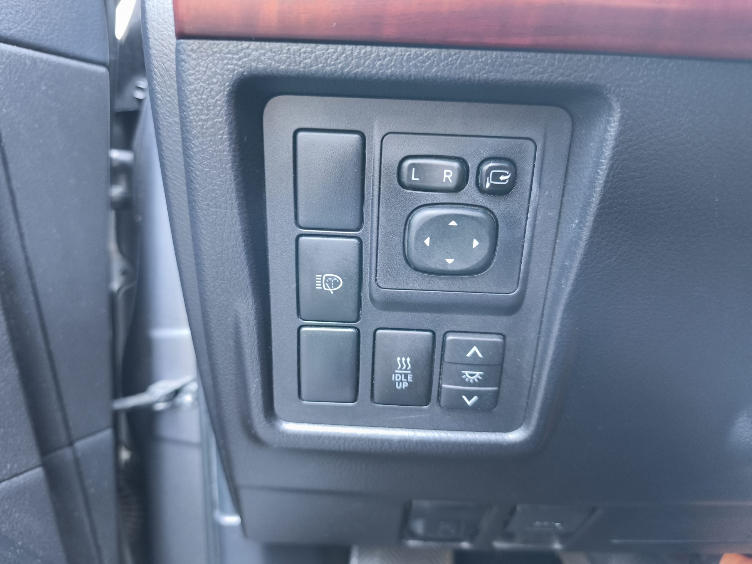TOYOTA LAND CRUISER (KDJ150) 177 D-4D LOUNGE BVA 5P