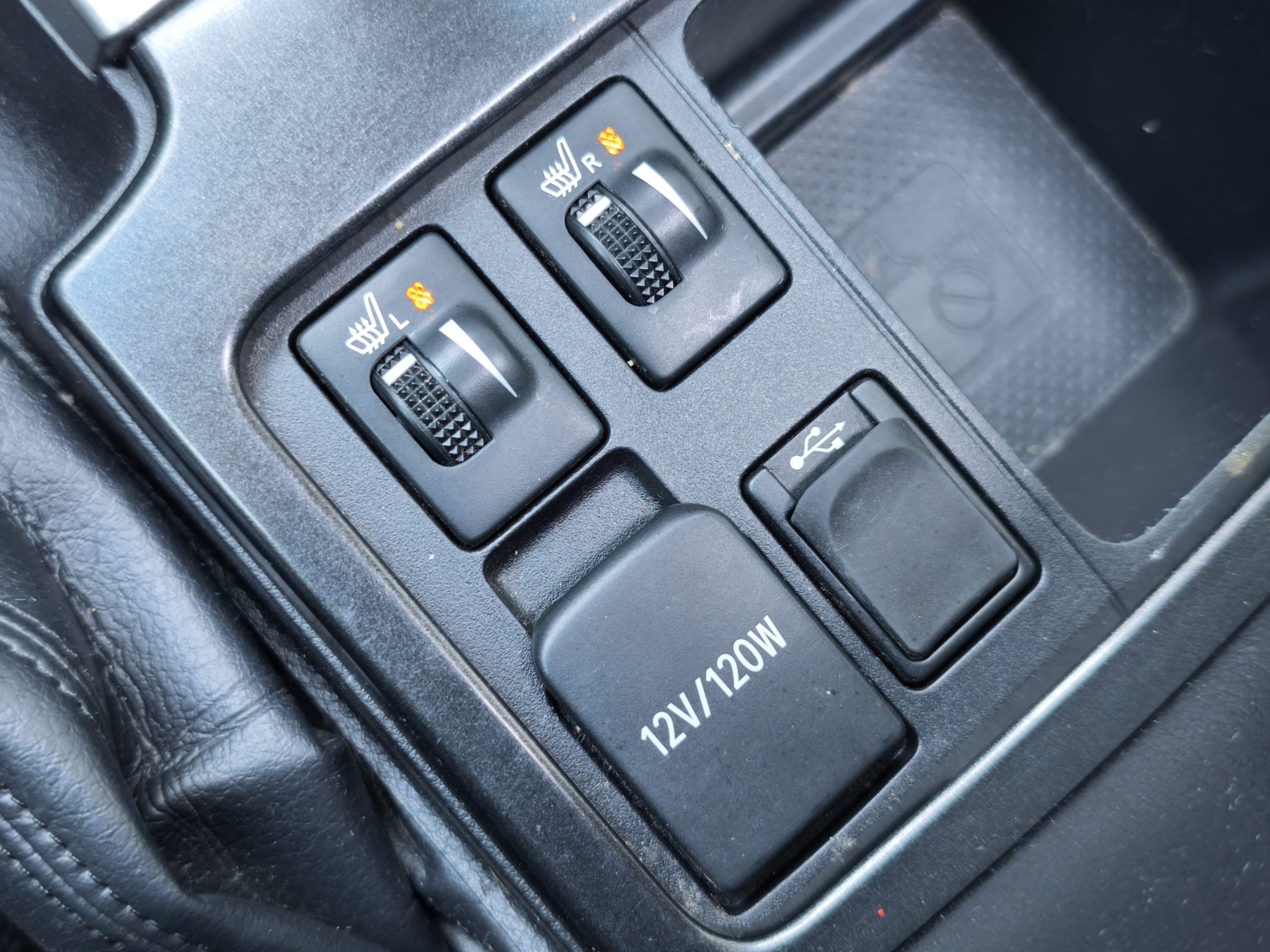 TOYOTA LAND CRUISER (KDJ150) 177 D-4D LOUNGE BVA 5P