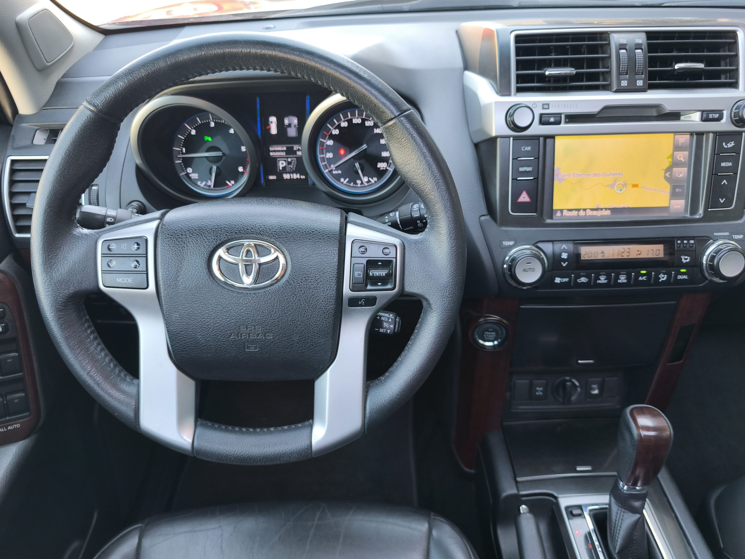 TOYOTA LAND CRUISER (KDJ150) 177 D-4D LOUNGE BVA 5P