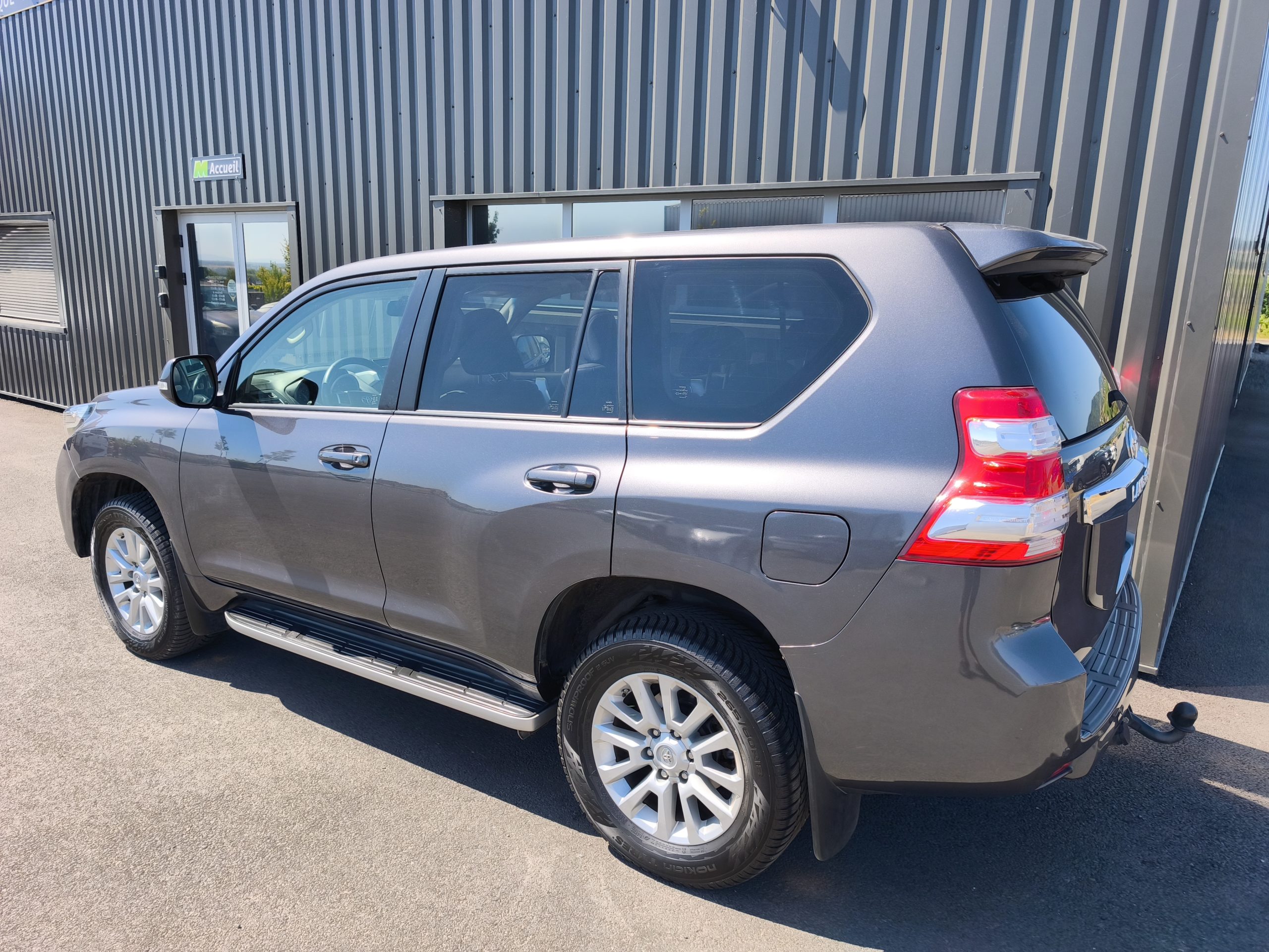 TOYOTA LAND CRUISER (KDJ150) 177 D-4D LOUNGE BVA 5P