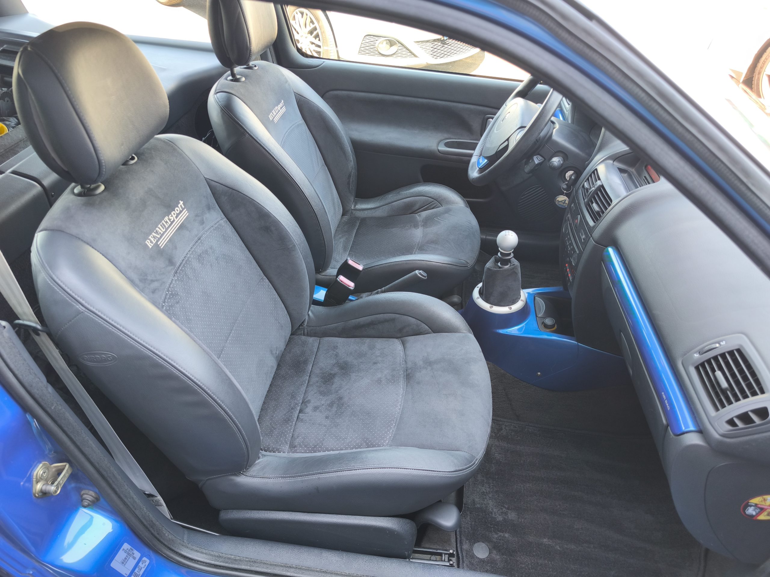 RENAULT CLIO V6 PHASE II 255CH 3P
